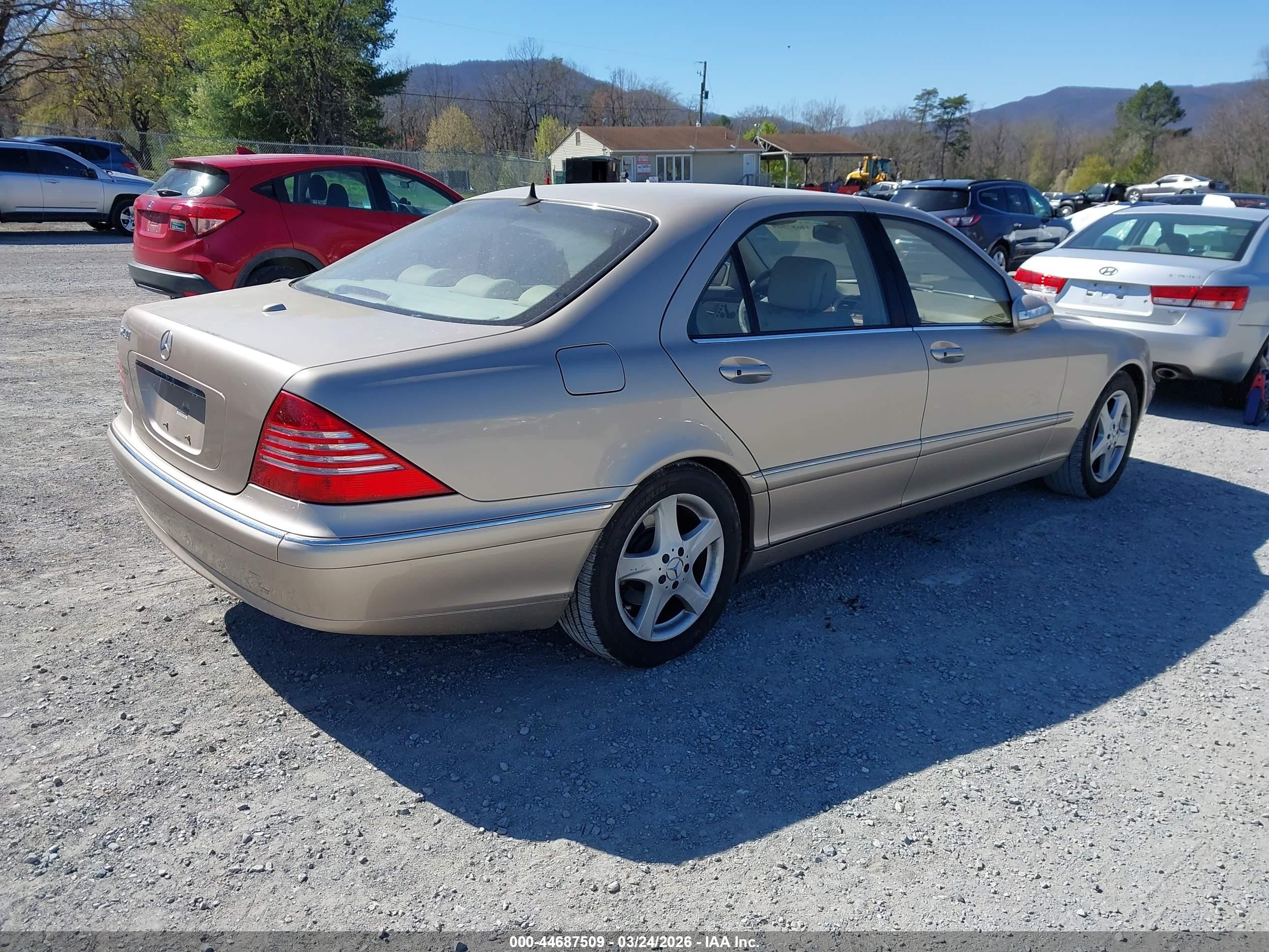 2006 Mercedes-benz S 430   Золотой vin: WDBNG70J06A476656