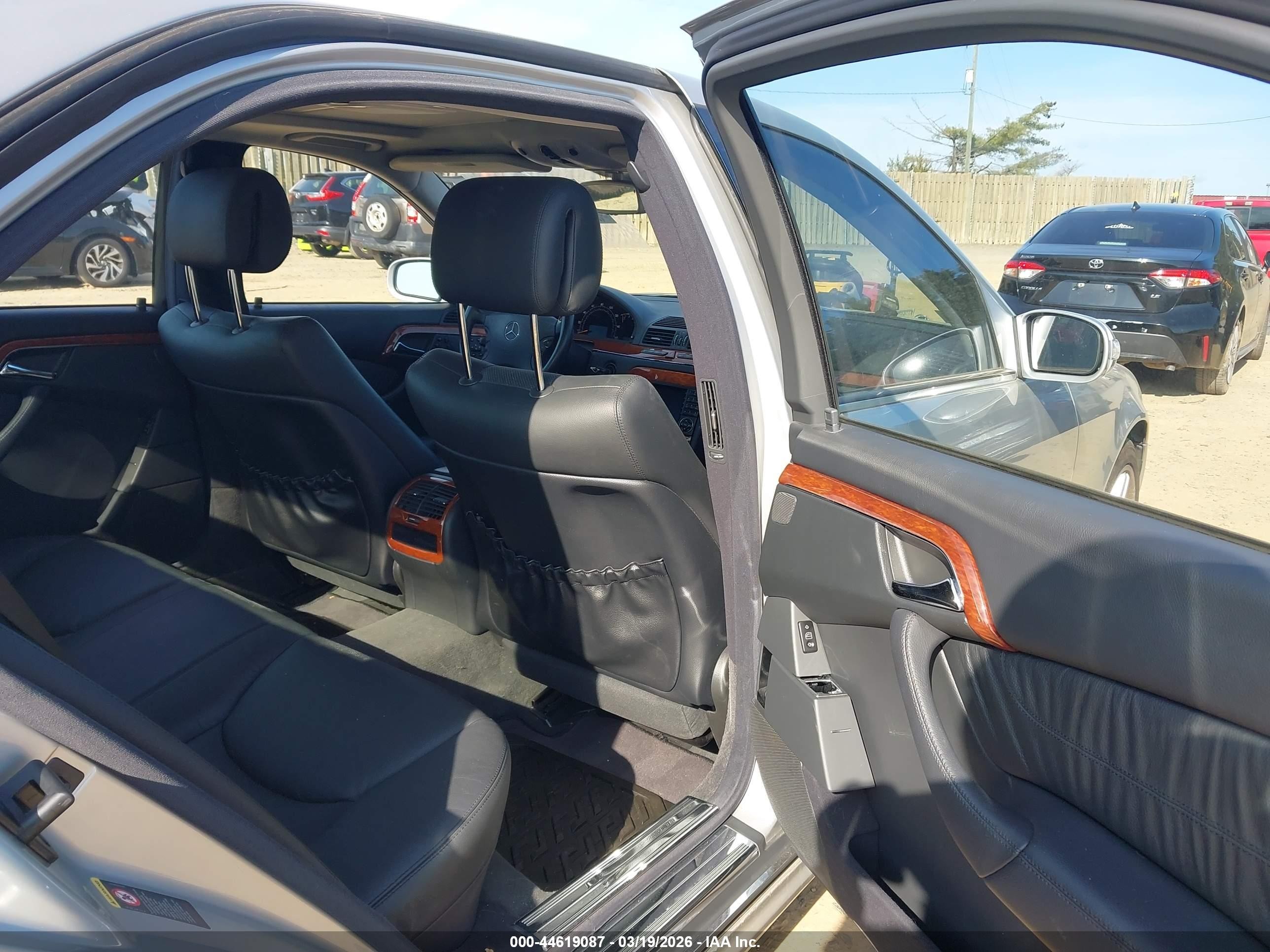 2006 Mercedes-benz S 430   Серебряный vin: WDBNG70J26A466498