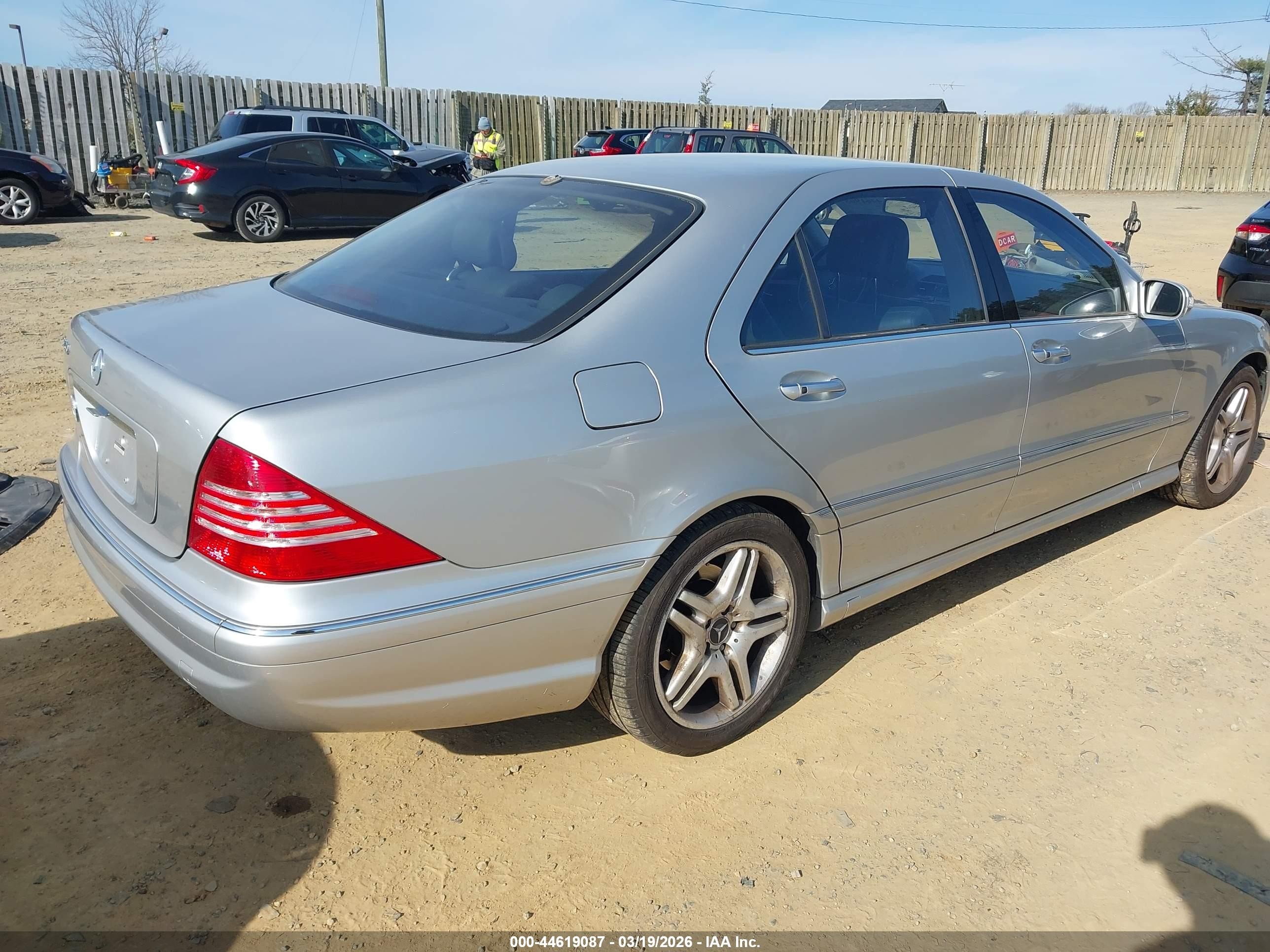 2006 Mercedes-benz S 430   Серебряный vin: WDBNG70J26A466498