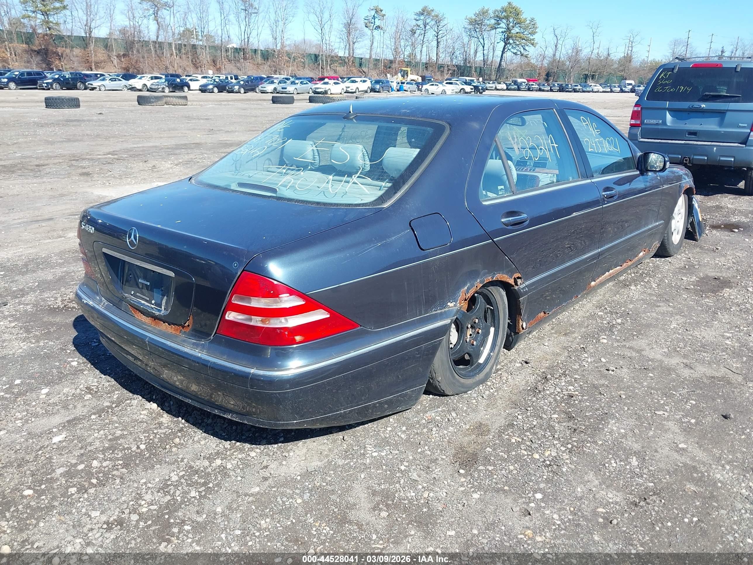 2000 Mercedes-benz S 430   Черный vin: WDBNG70J2YA119188