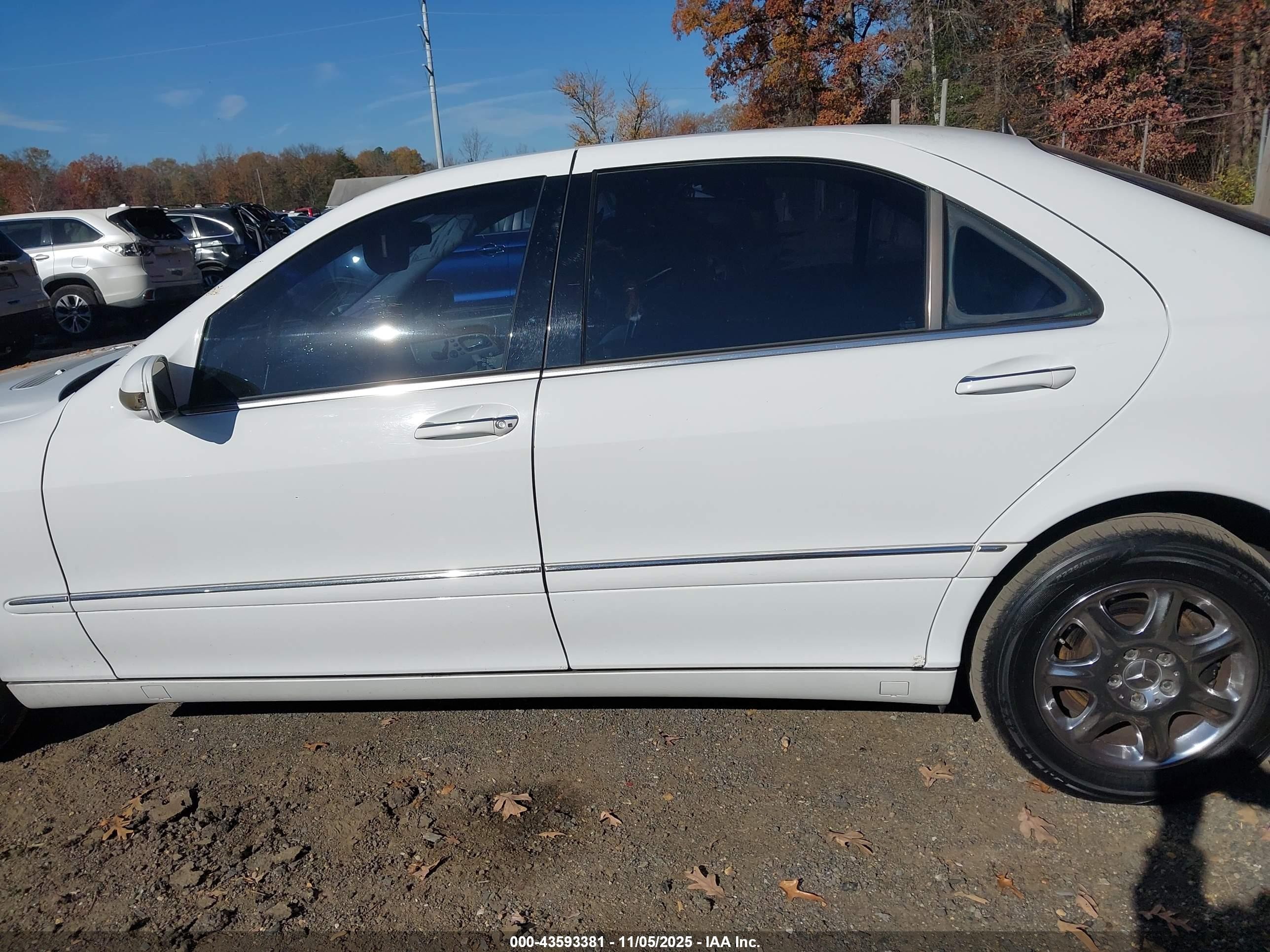 2001 Mercedes-benz S 430   White vin: WDBNG70J31A189403