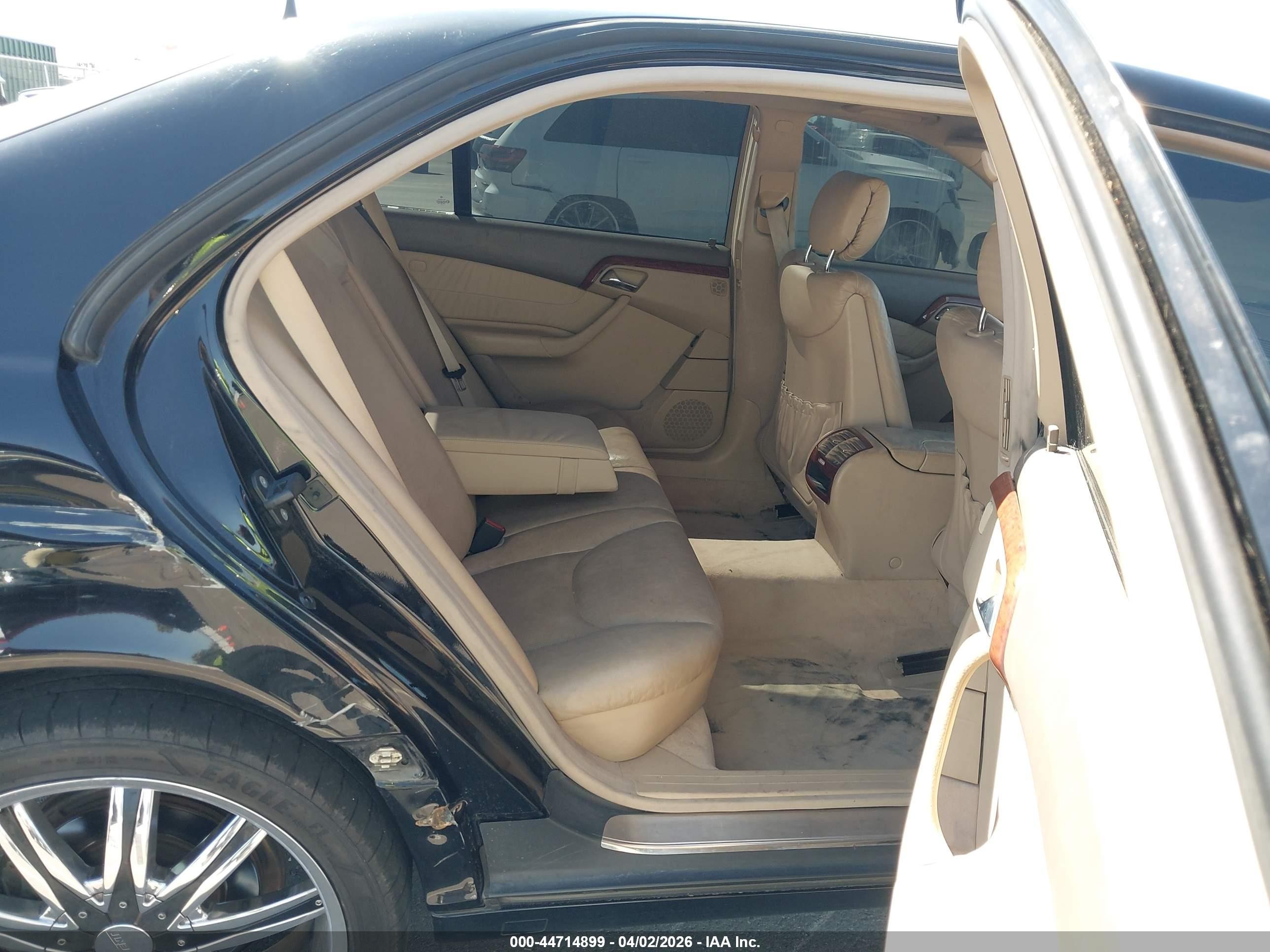 2000 Mercedes-benz S 430   Black vin: WDBNG70J3YA051158