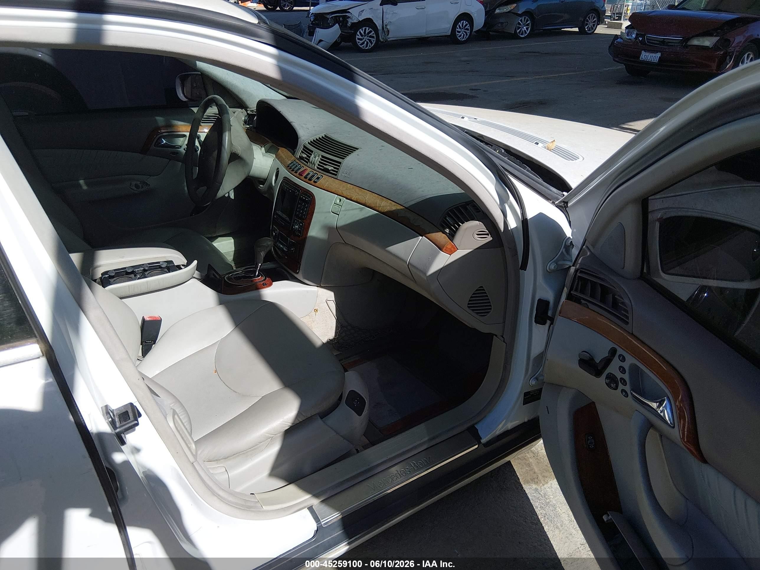 2000 Mercedes-benz S 430   Белый vin: WDBNG70J3YA092678