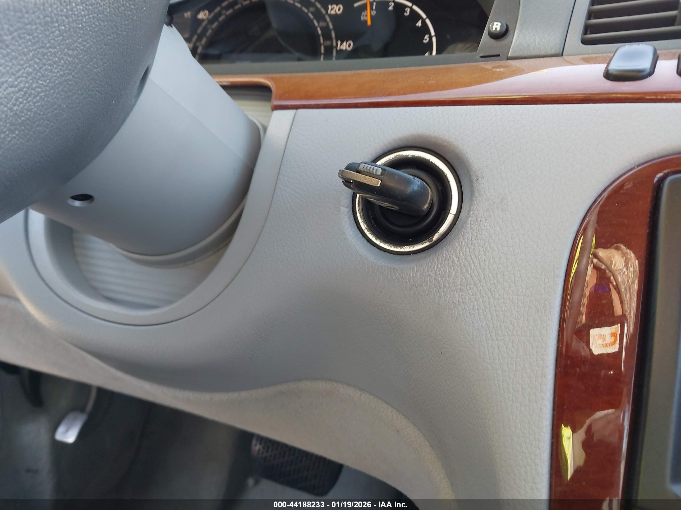 2001 Mercedes-benz S 430   Белый vin: WDBNG70J41A181536