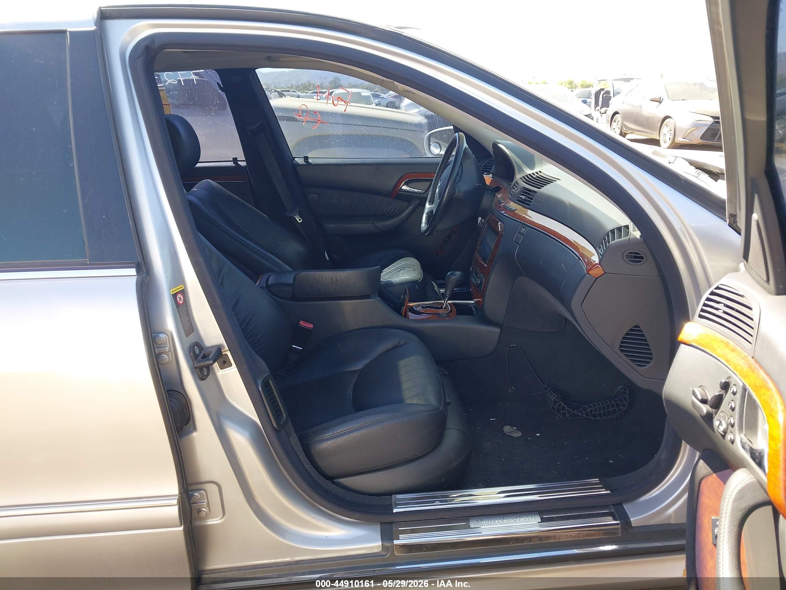 2006 Mercedes-benz S 430   Серебряный vin: WDBNG70J56A474014