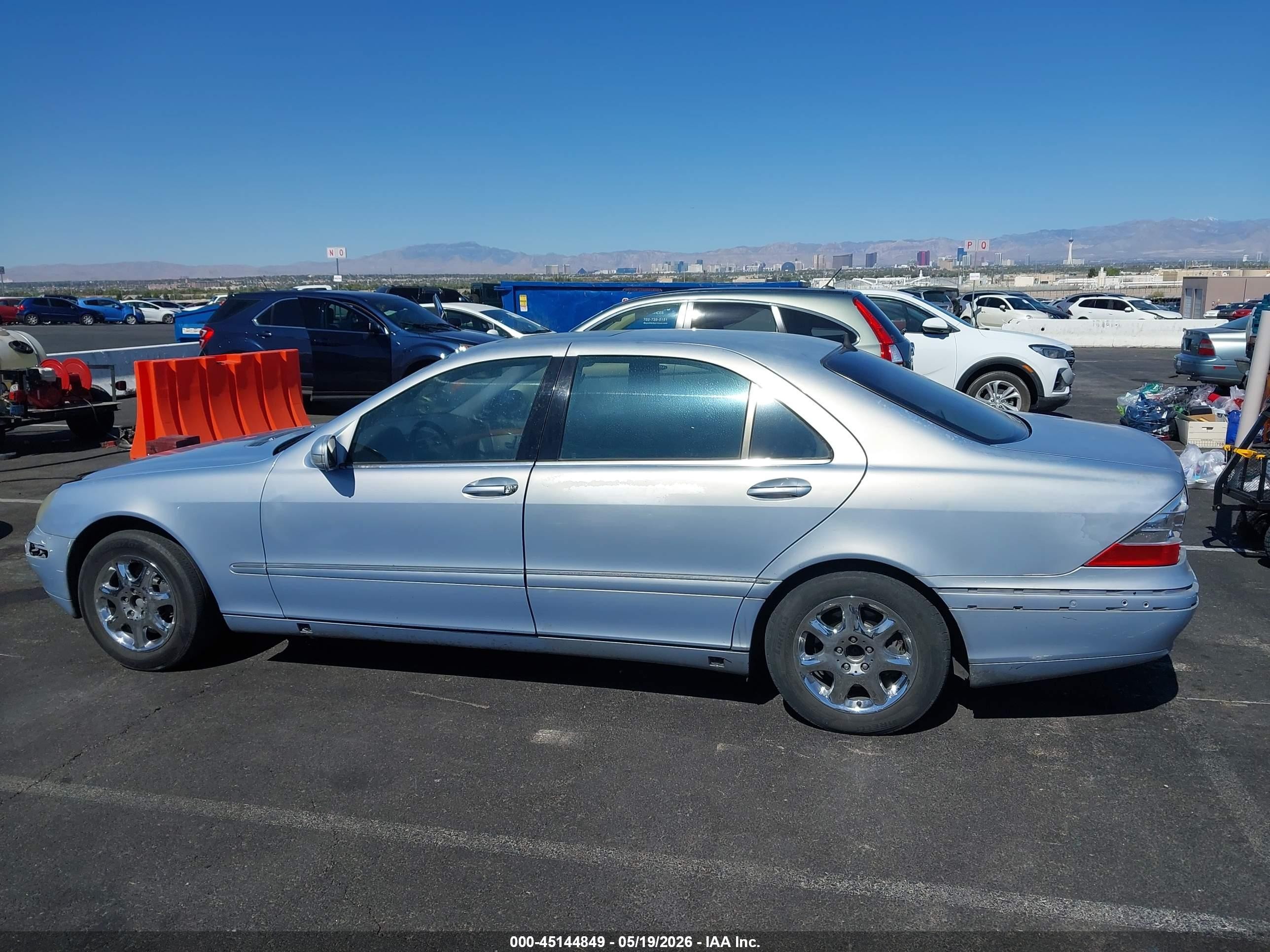 2001 Mercedes-benz S 430   Light Blue vin: WDBNG70J61A139756