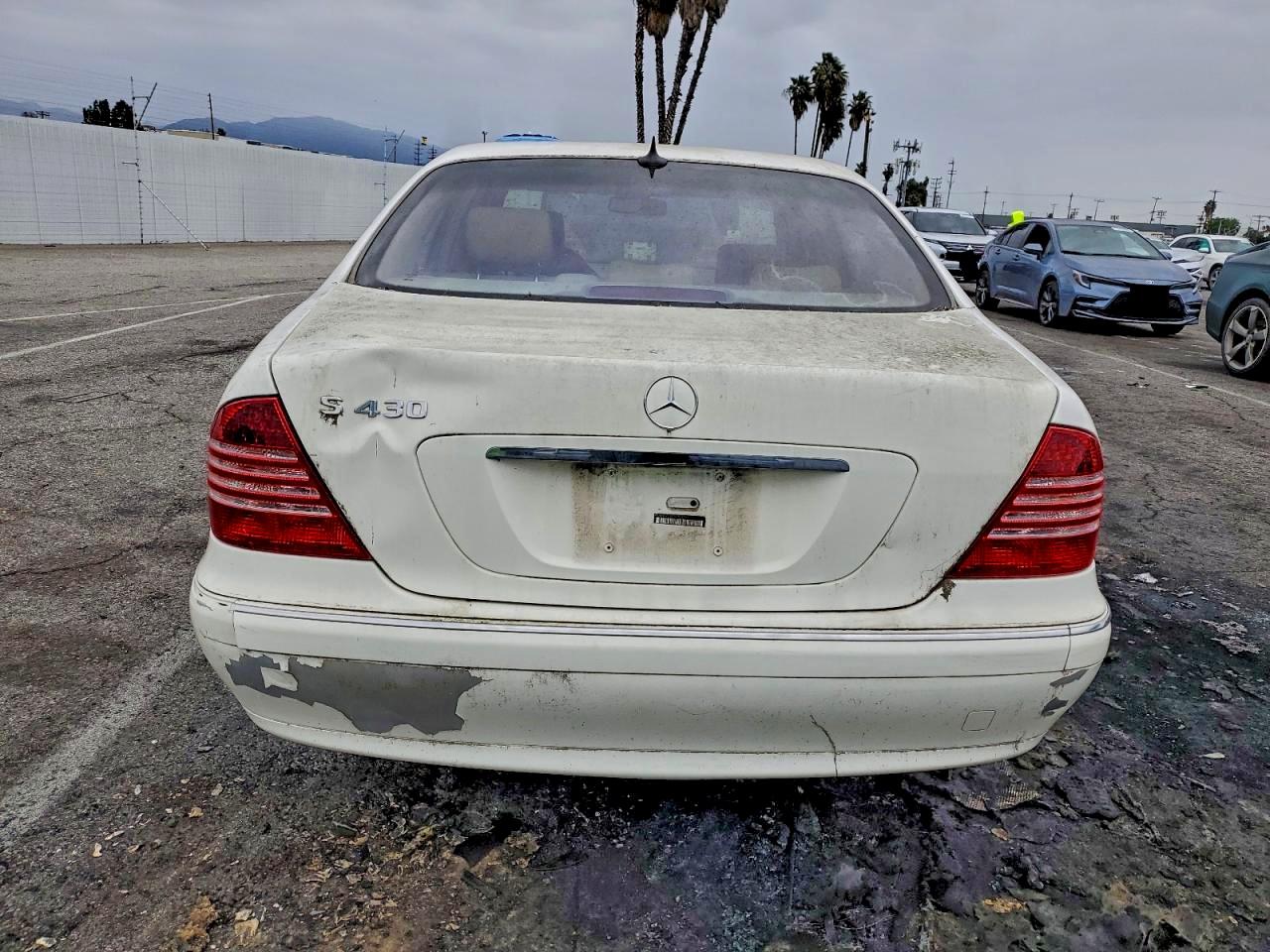 2003 Mercedes-benz S 430 White vin: WDBNG70J63A351544