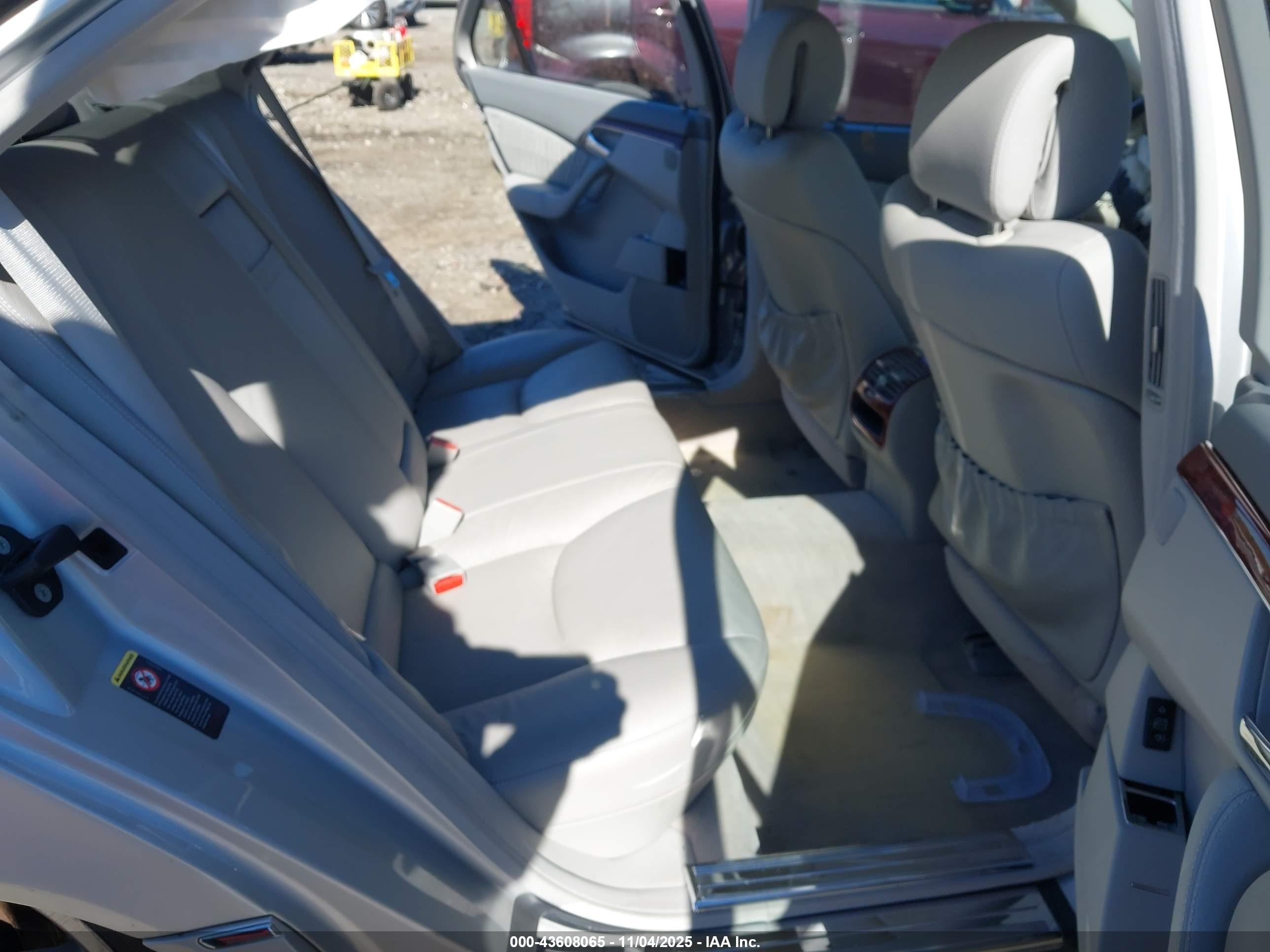 2006 Mercedes-benz S 430   Серебряный vin: WDBNG70J76A480431