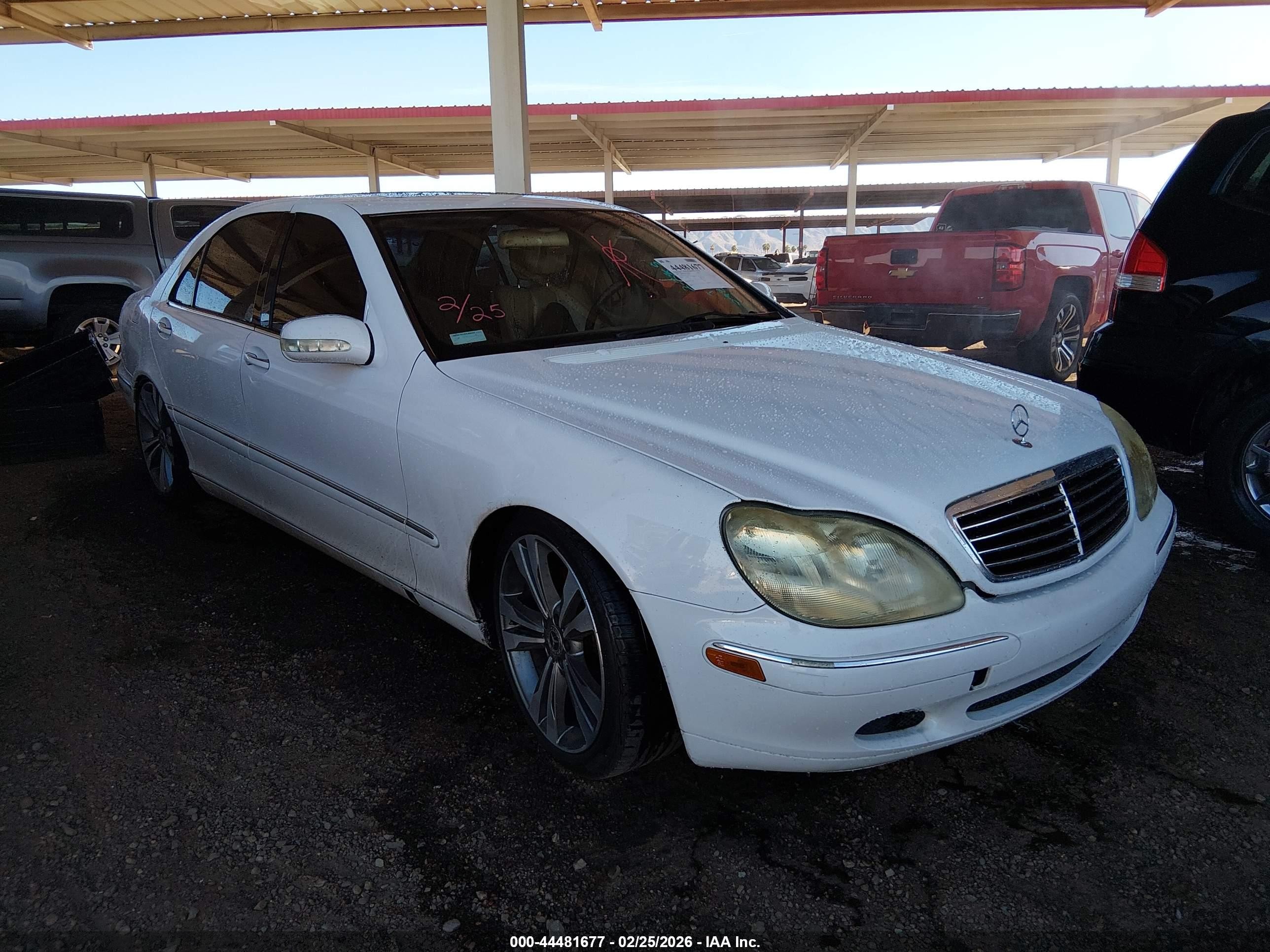 2000 Mercedes-benz S 430   White vin: WDBNG70J7YA098595