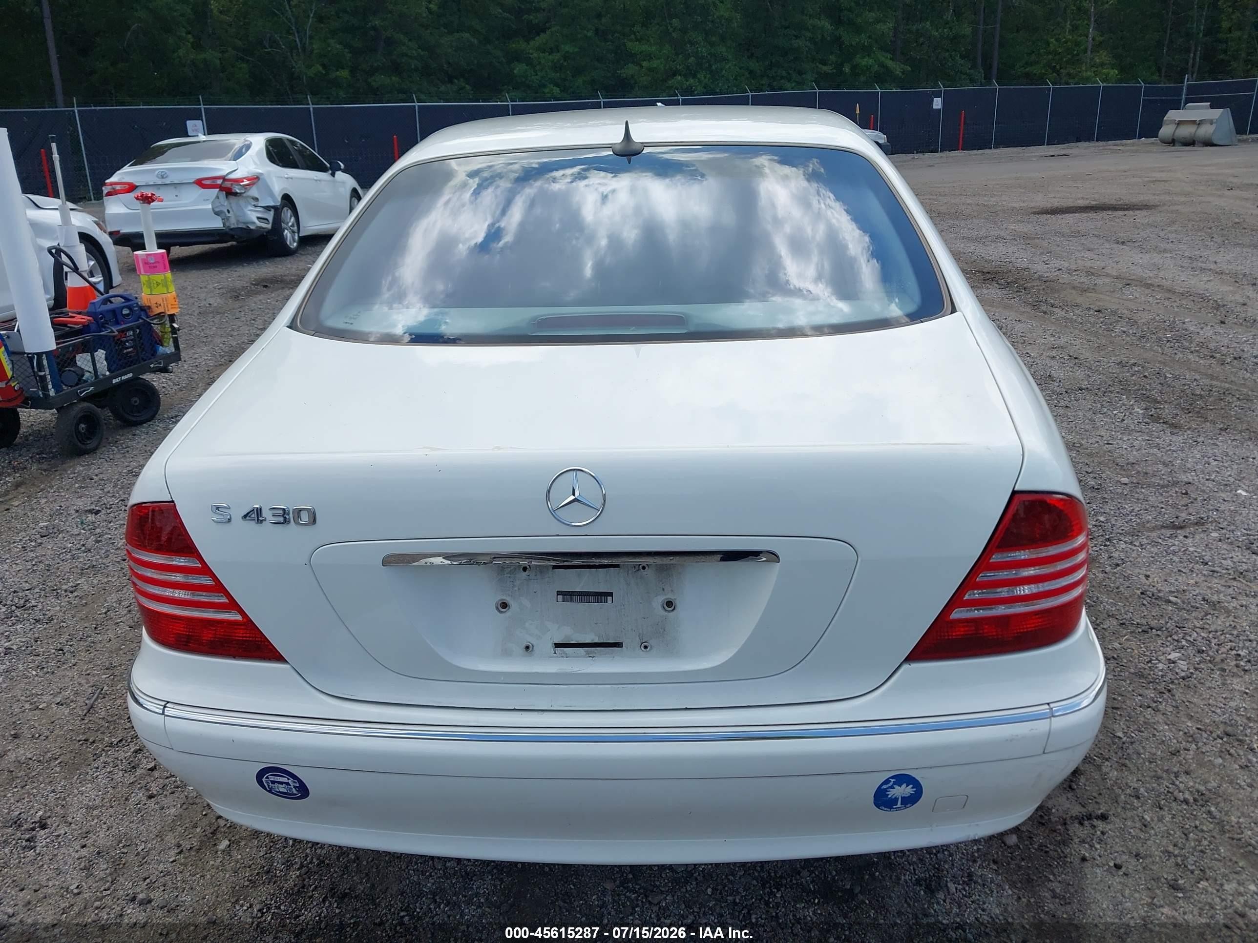 2002 Mercedes-benz S 430   White vin: WDBNG70J82A297730