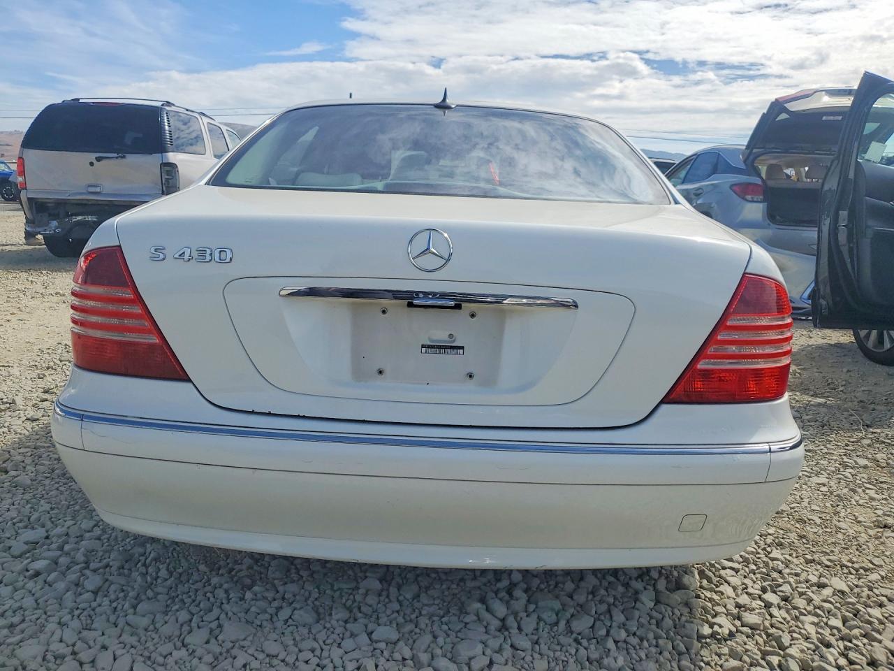 2003 Mercedes-benz S 430 White vin: WDBNG70J83A364327