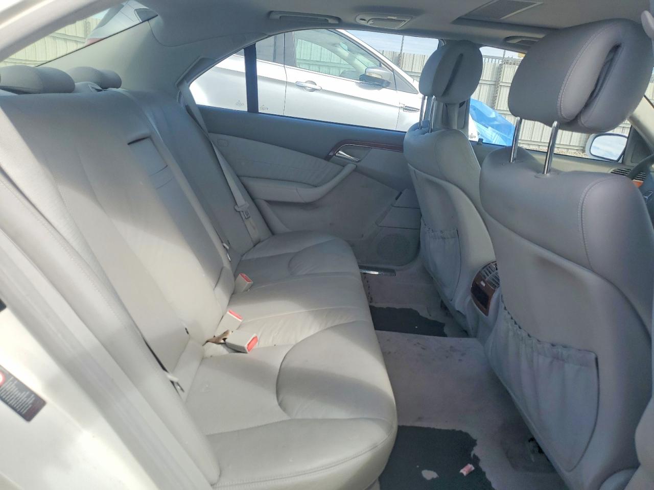 2003 Mercedes-benz S 430 White vin: WDBNG70J83A364327