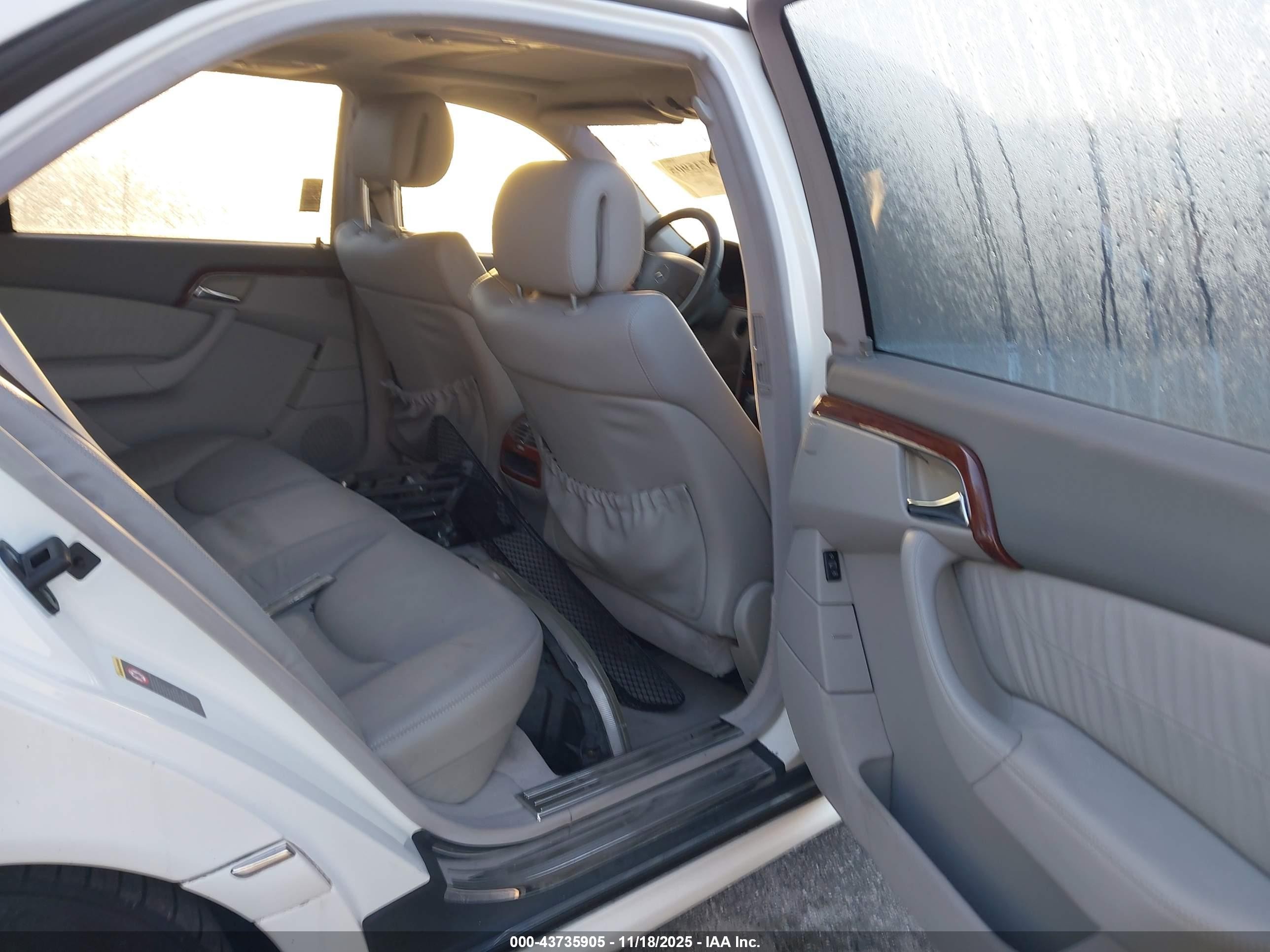 2006 Mercedes-benz S 430   Белый vin: WDBNG70J86A463976