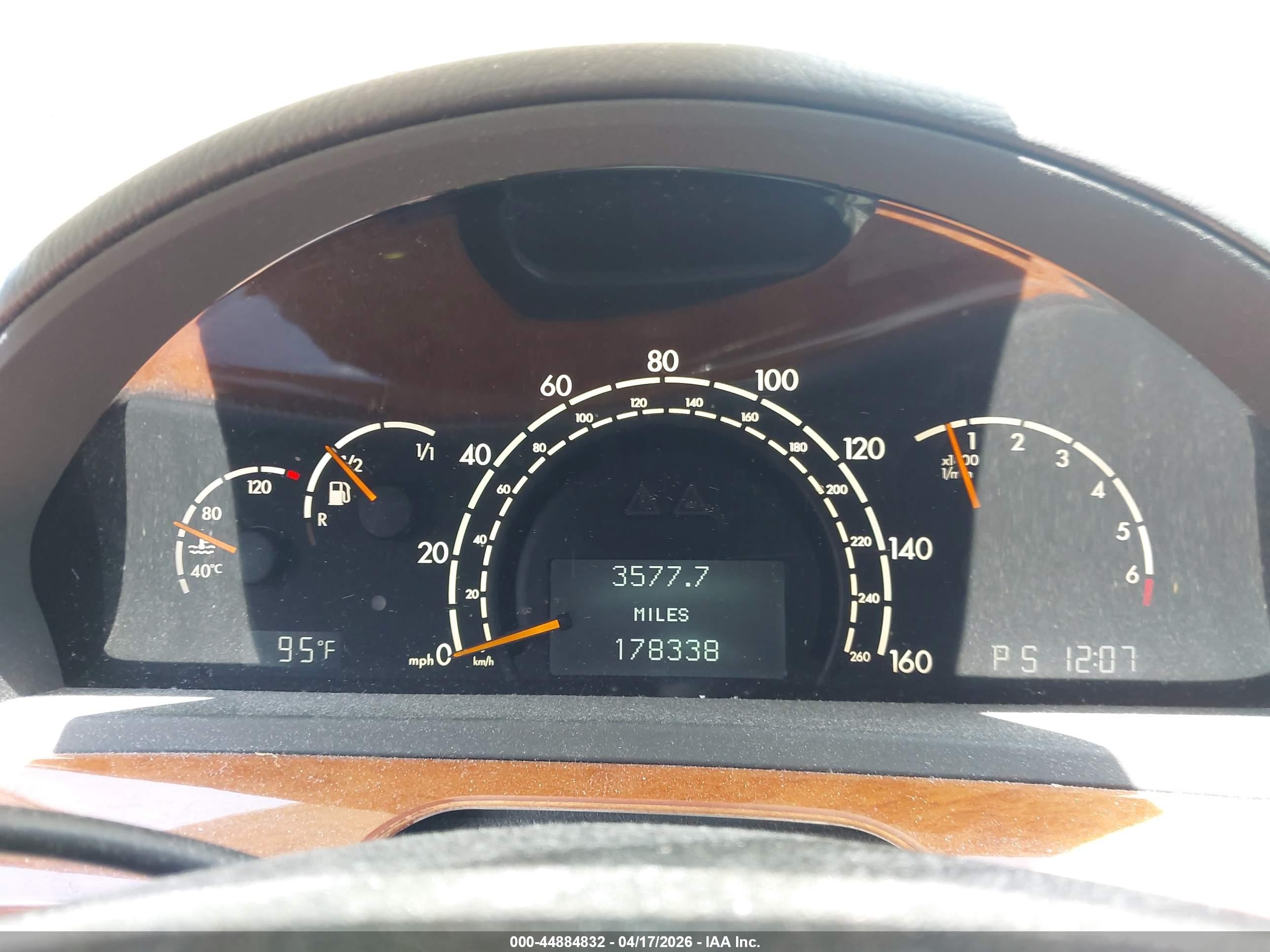 2000 Mercedes-benz S 430   Silver vin: WDBNG70J8YA119082