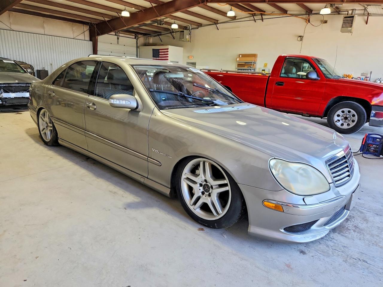 2005 Mercedes-benz S 55 Amg Silver vin: WDBNG74J25A450309