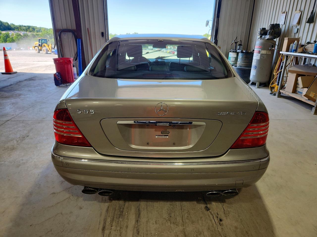 2005 Mercedes-benz S 55 Amg Silver vin: WDBNG74J25A450309