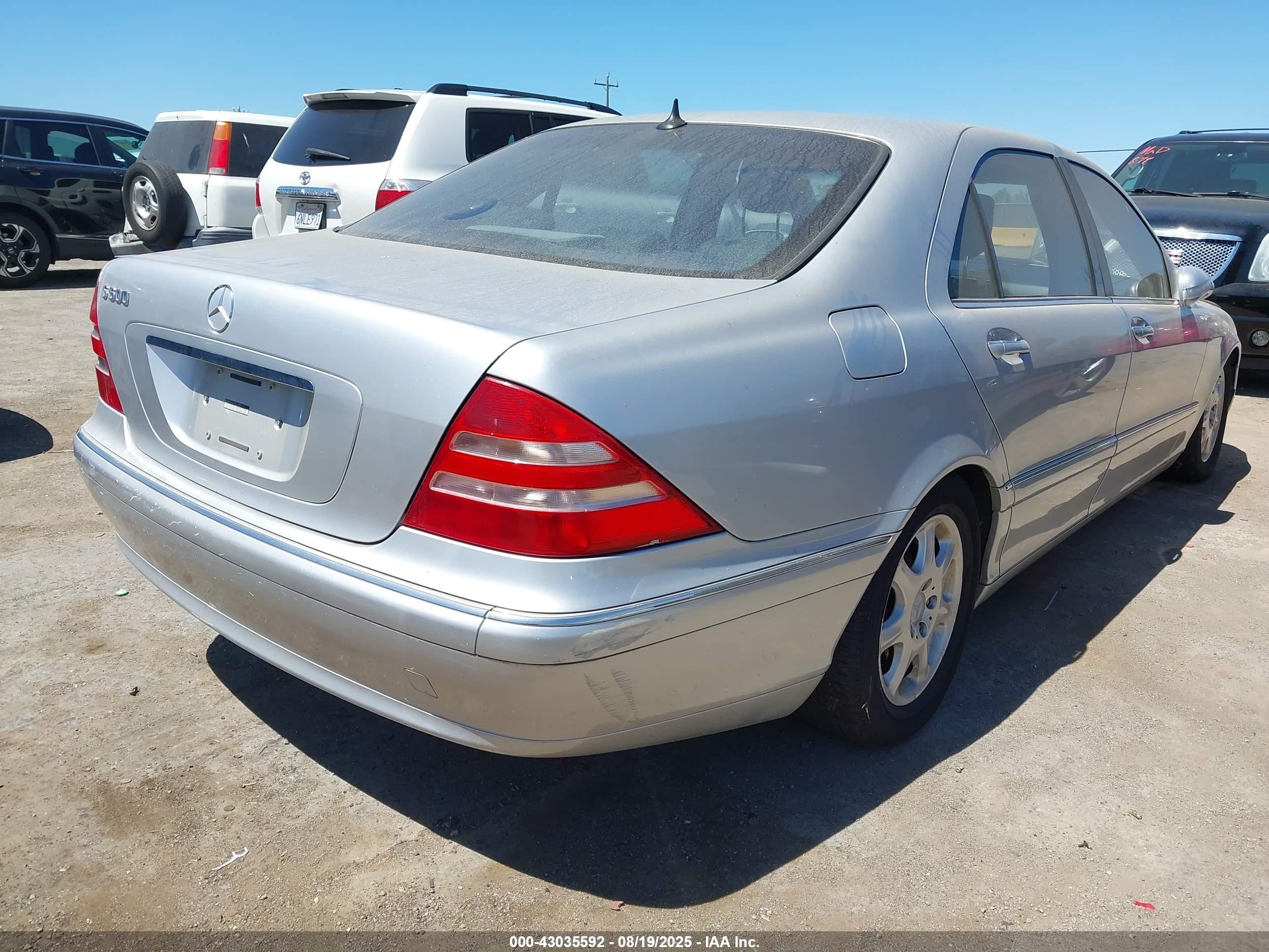 2001 Mercedes-benz S 500   Silver vin: WDBNG75J01A212600