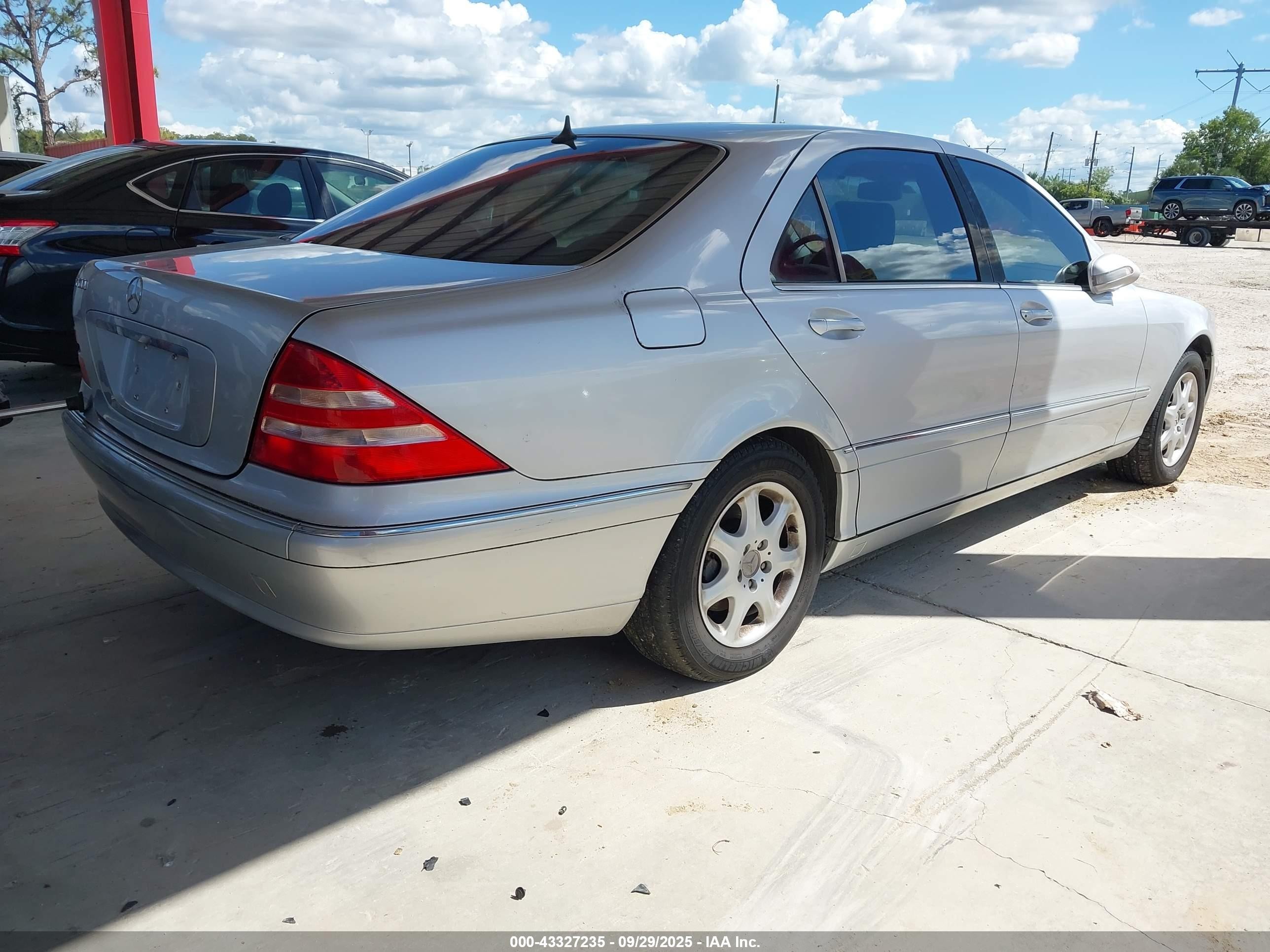 2001 Mercedes-benz S 500   Silver vin: WDBNG75J01A213892