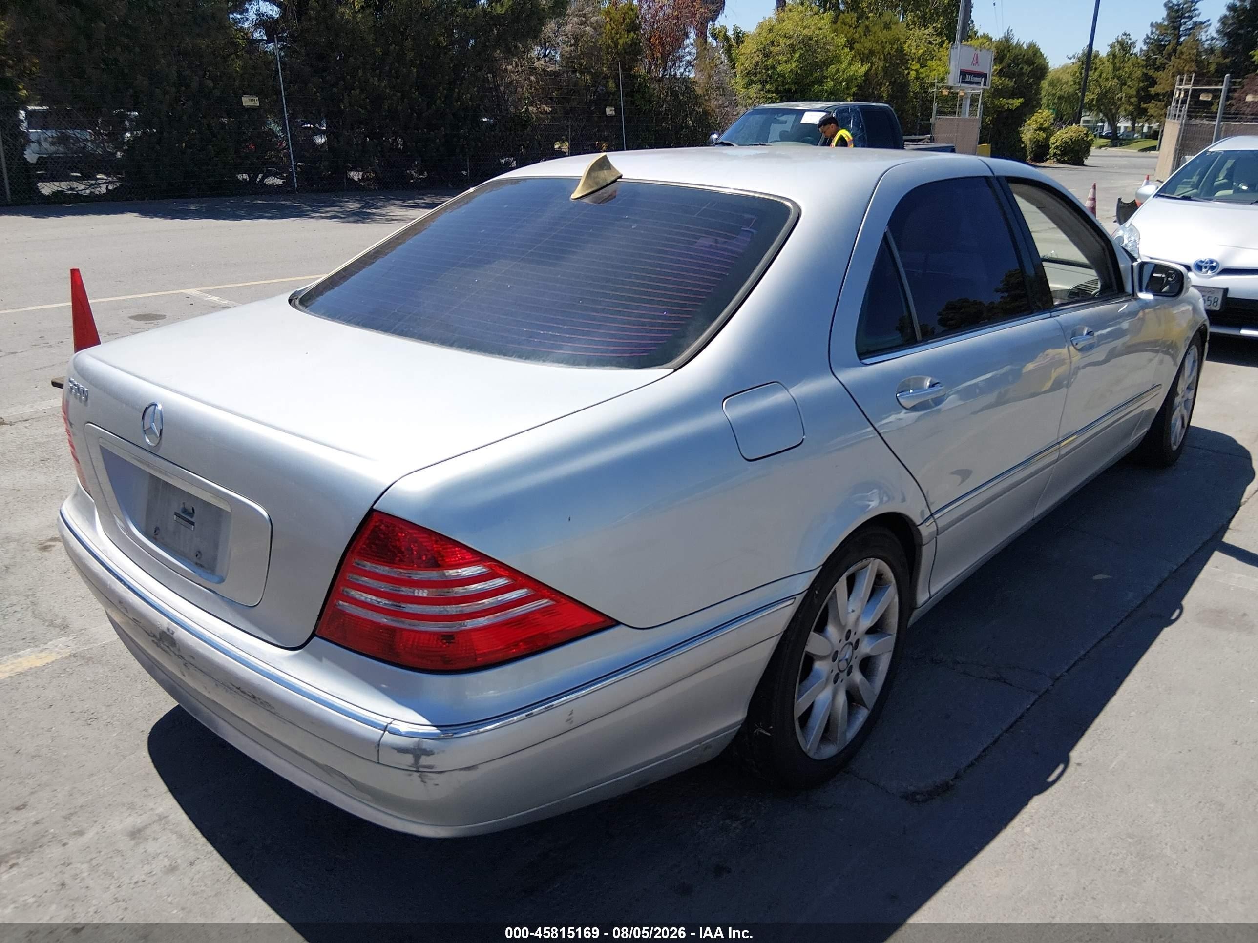 2004 Mercedes-benz S 500   Silver vin: WDBNG75J04A426121