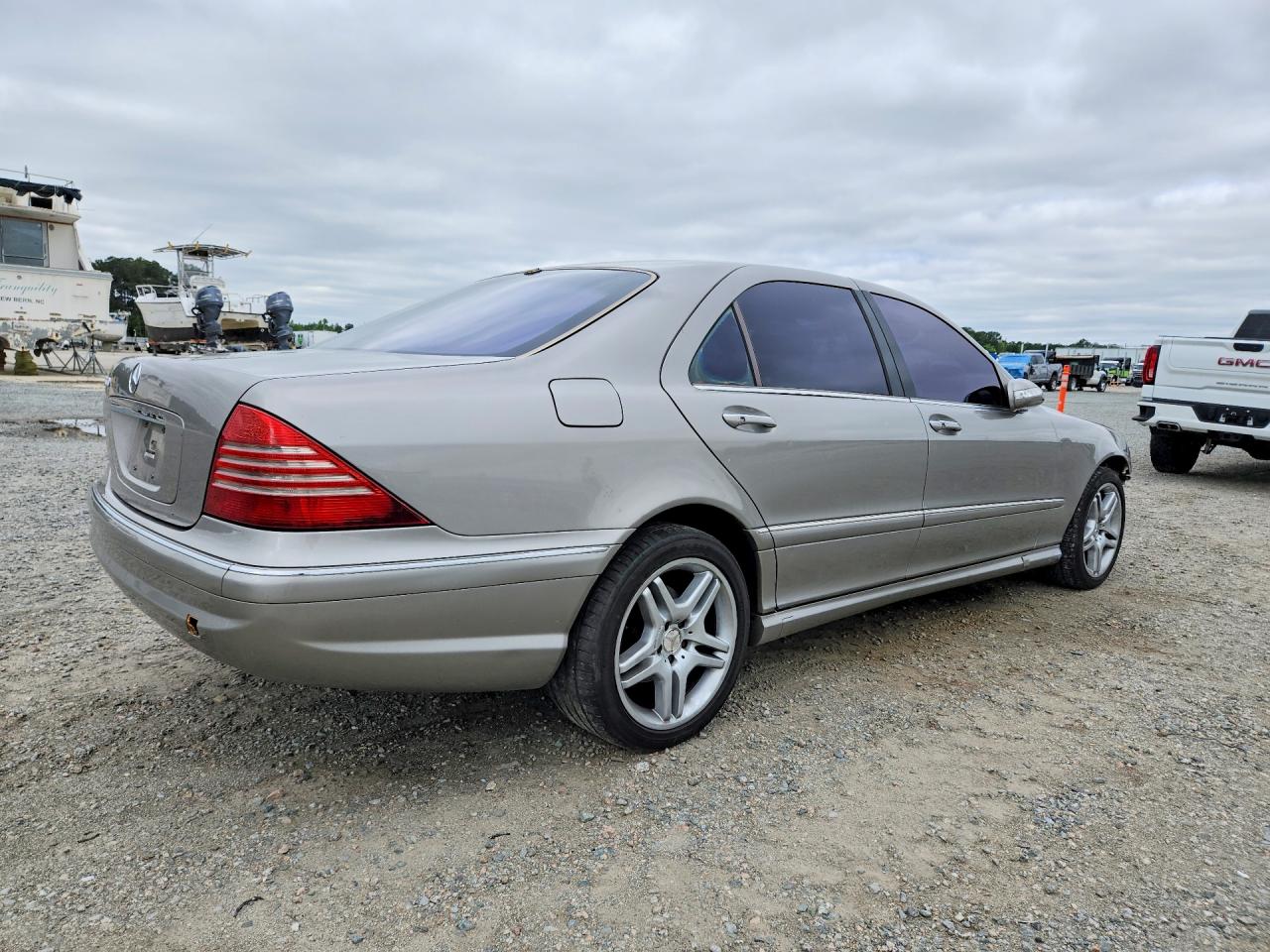 2006 Mercedes-benz S 500 Серый vin: WDBNG75J06A484488