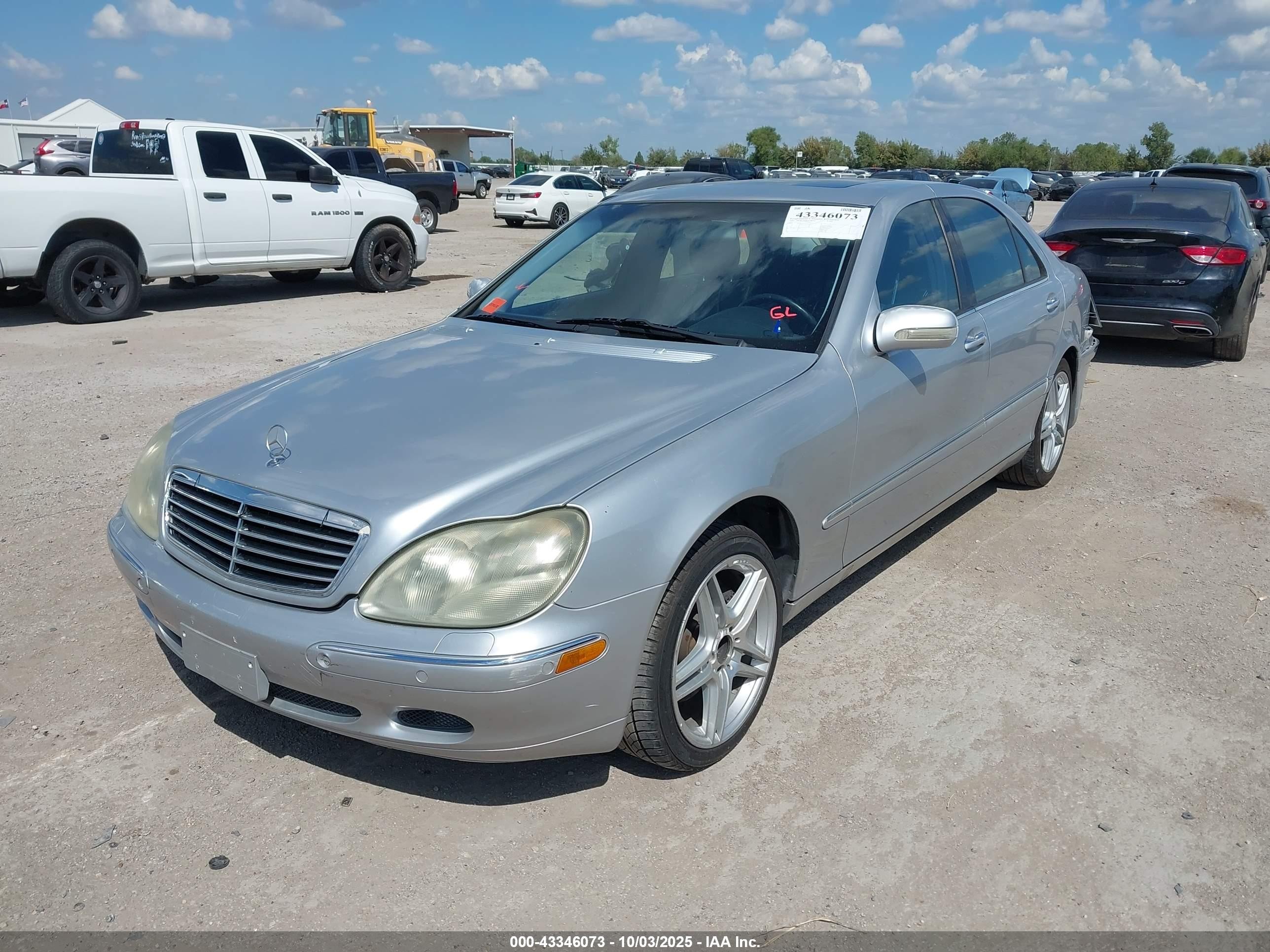 2000 Mercedes-benz S 500   Silver vin: WDBNG75J0YA026212