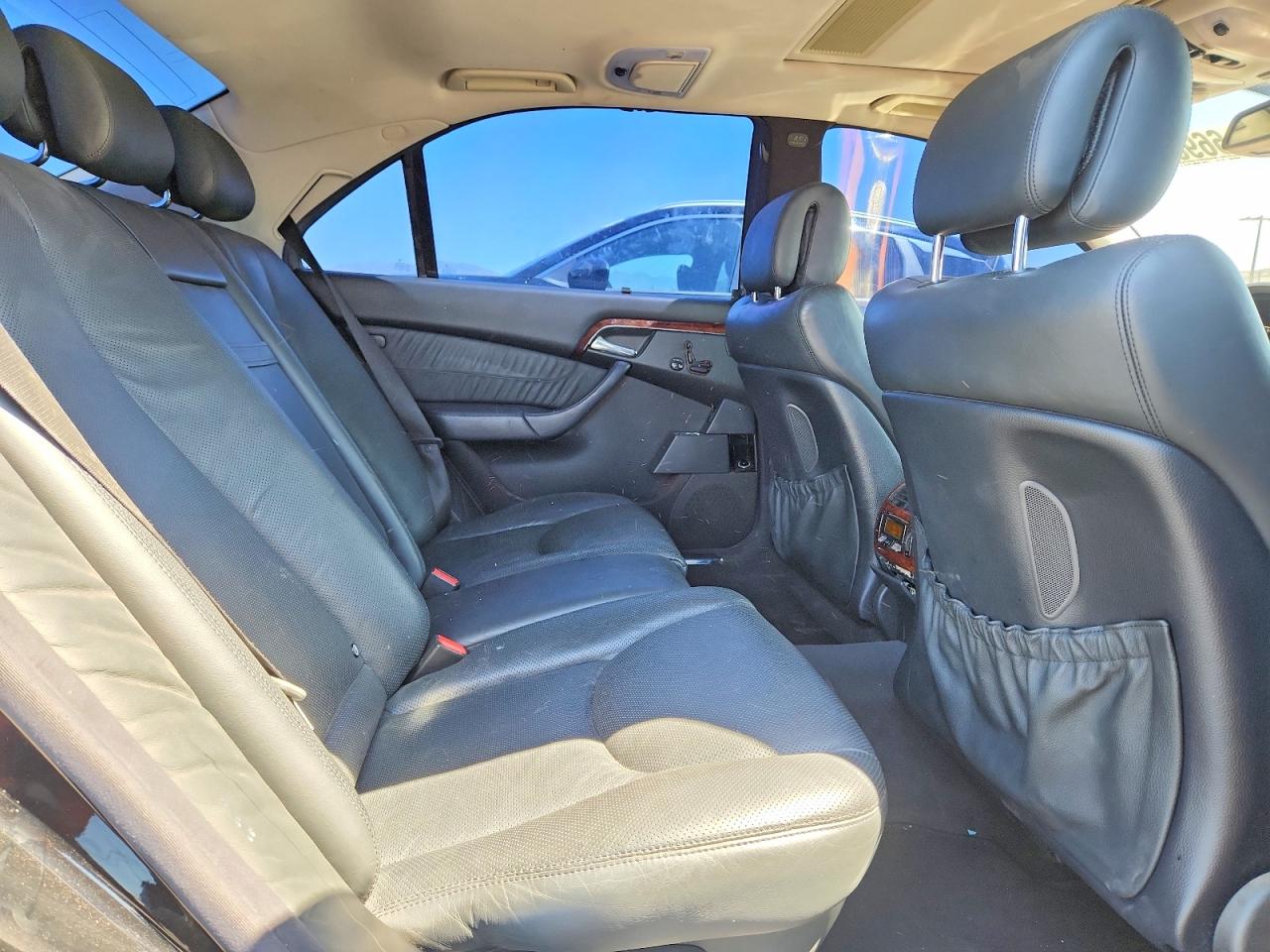 2005 Mercedes-benz S 500 Черный vin: WDBNG75J15A438618