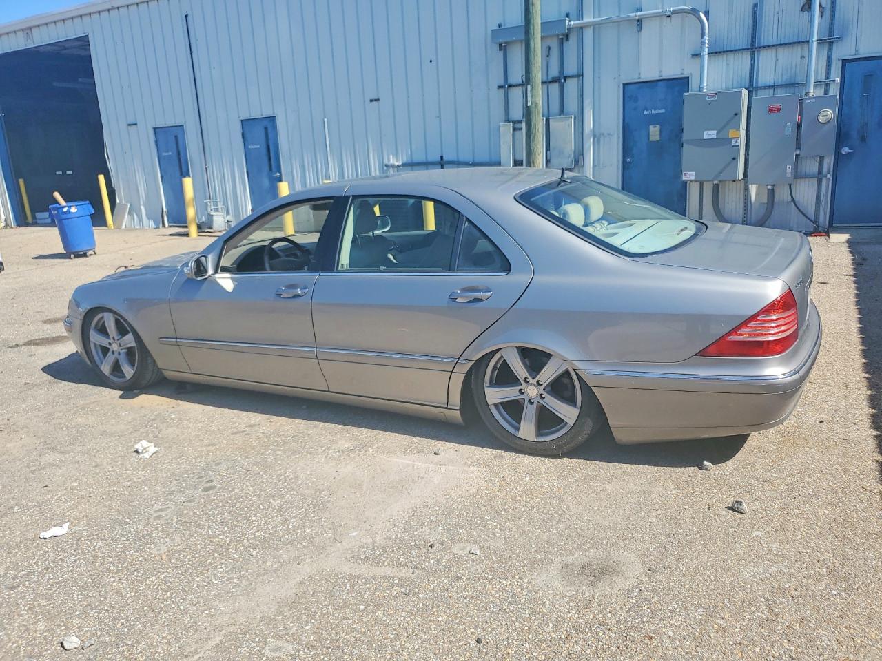 2005 Mercedes-benz S 500 Silver vin: WDBNG75J15A452289