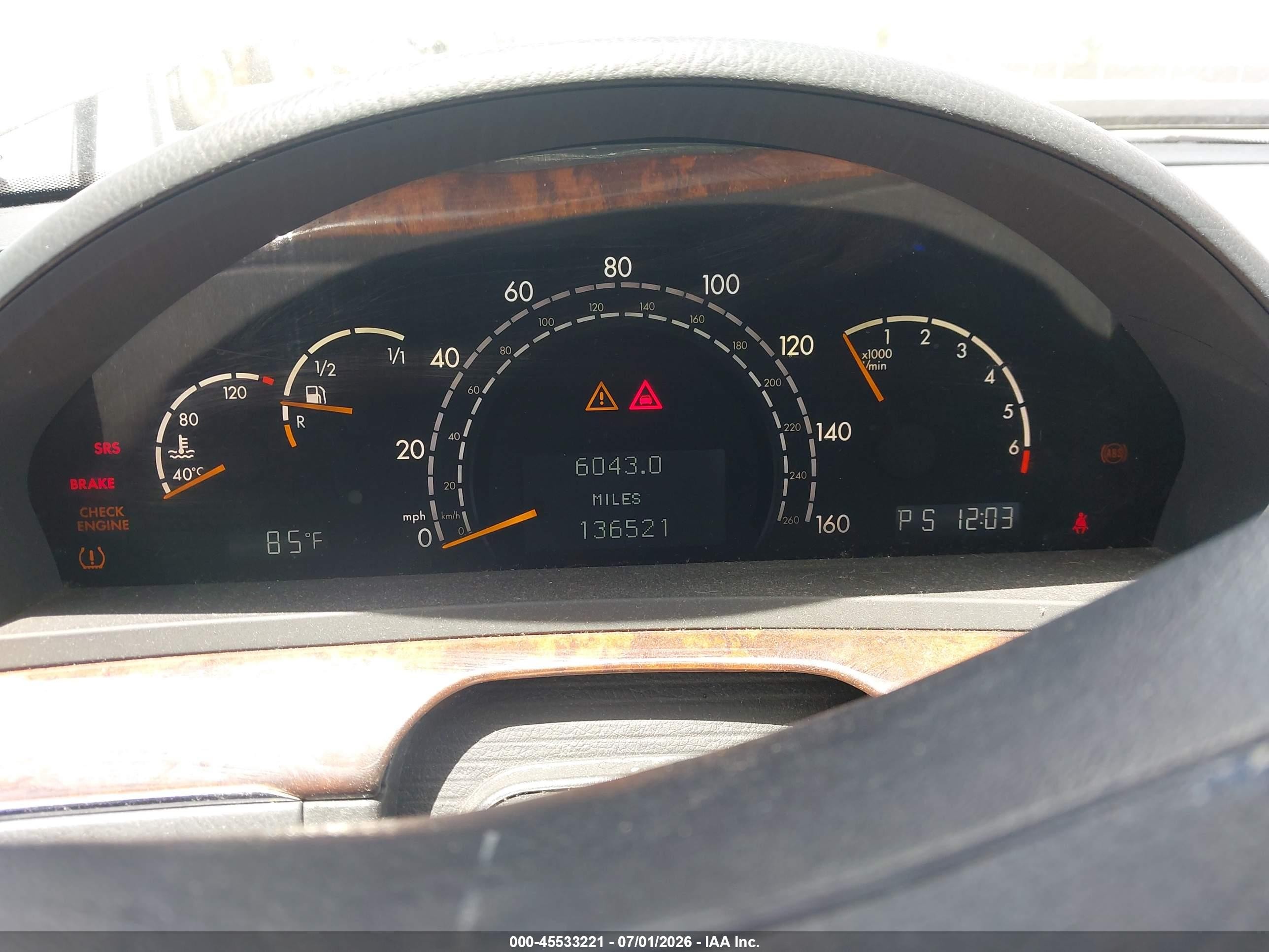 2005 Mercedes-benz S 500   Серебряный vin: WDBNG75J25A445271