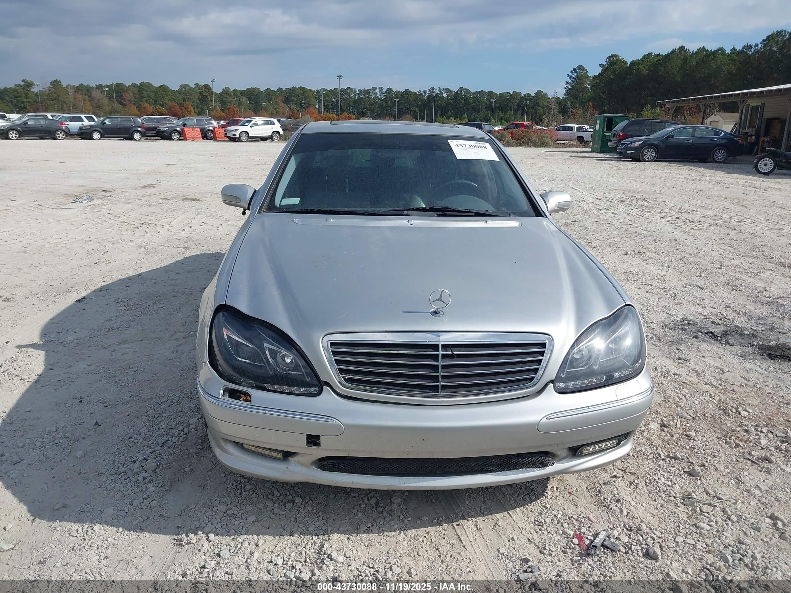 2000 Mercedes-benz S 500   Silver vin: WDBNG75J2YA096648