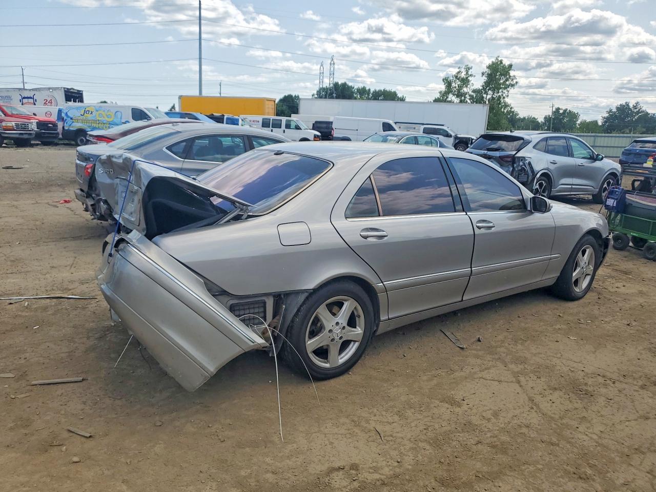 2004 Mercedes-benz S Gray vin: WDBNG75J34A405957
