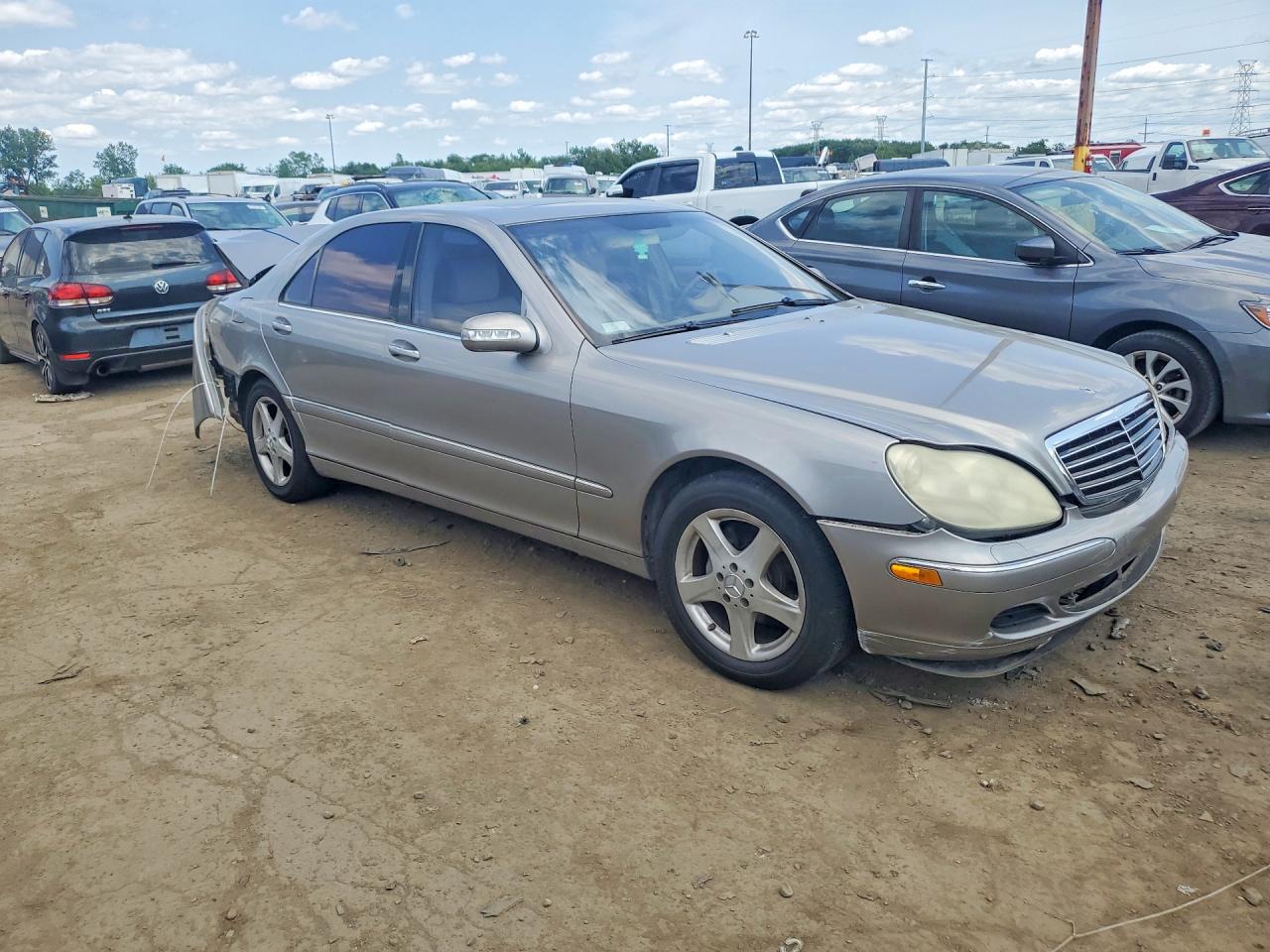 2004 Mercedes-benz S Gray vin: WDBNG75J34A405957