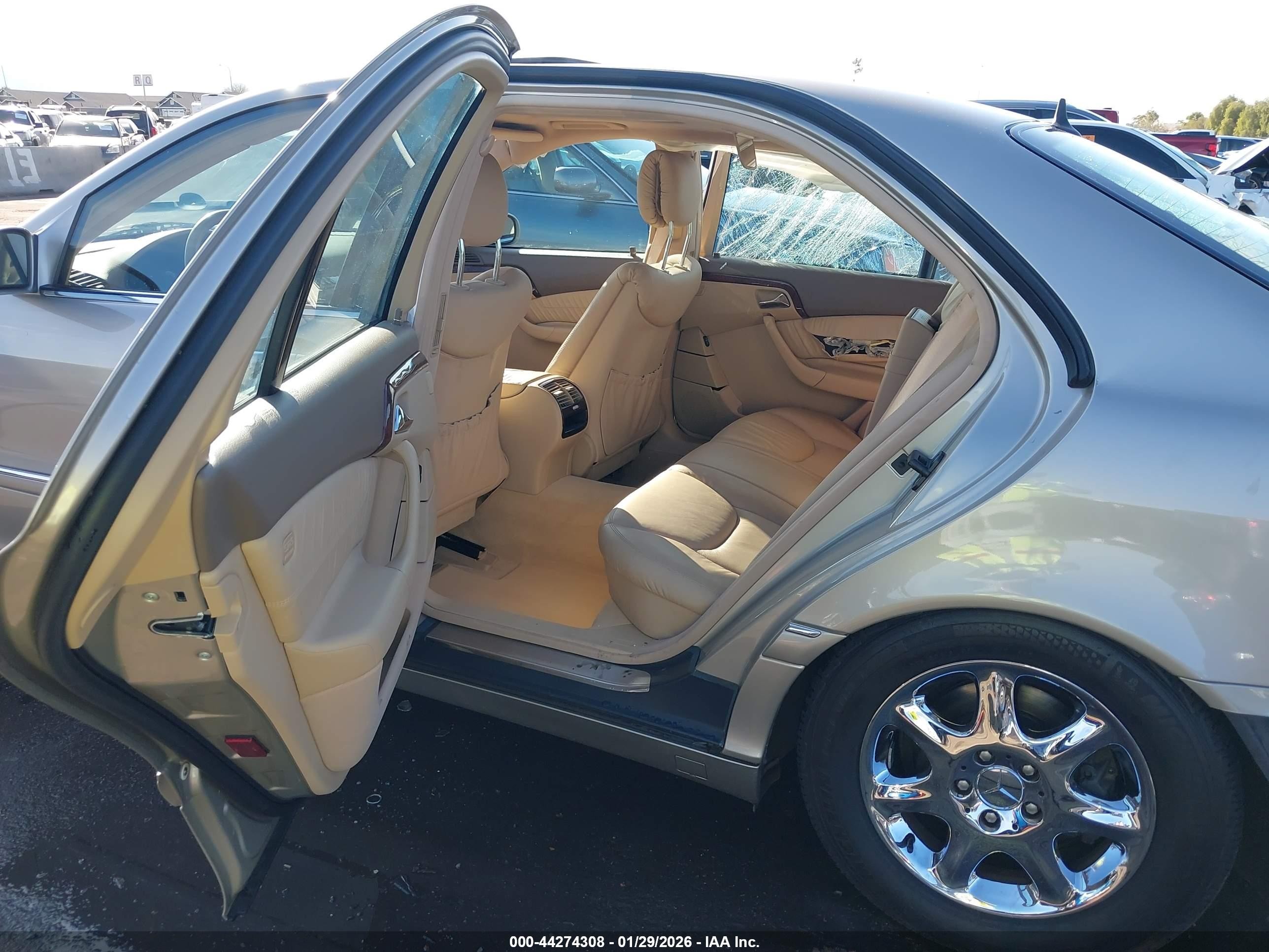 2000 Mercedes-benz S 500   Gold vin: WDBNG75J3YA058765