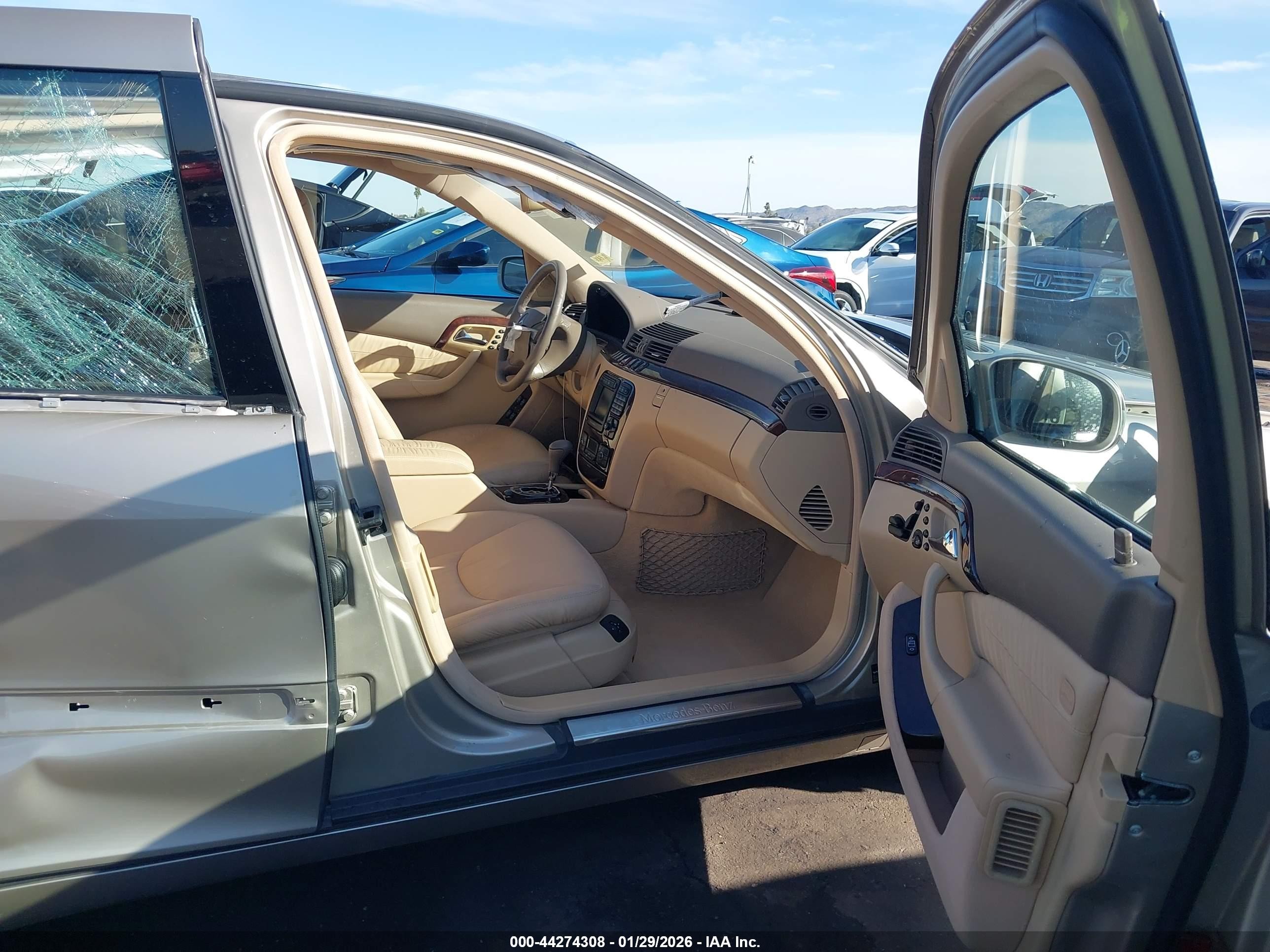 2000 Mercedes-benz S 500   Gold vin: WDBNG75J3YA058765