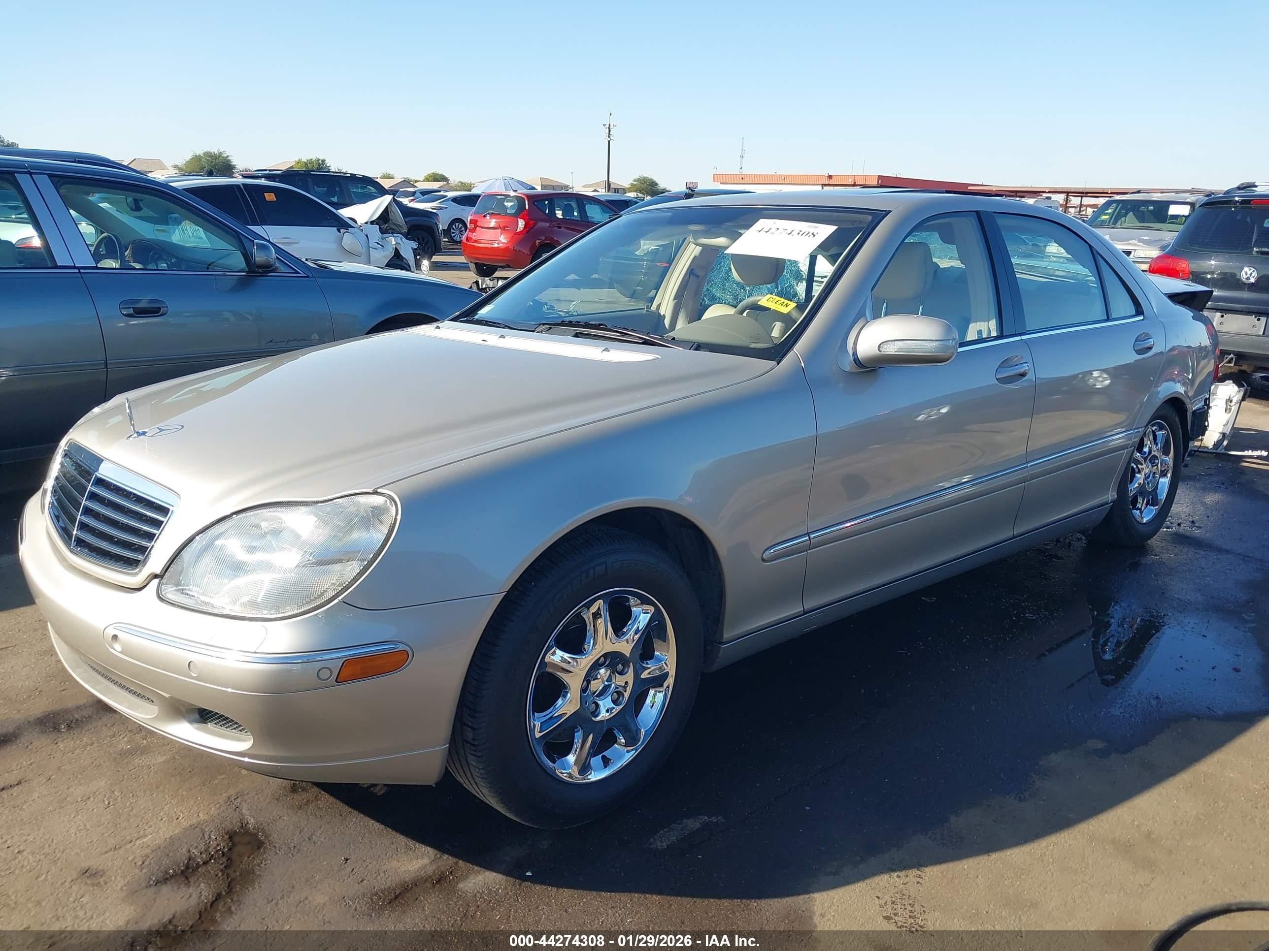 2000 Mercedes-benz S 500   Gold vin: WDBNG75J3YA058765