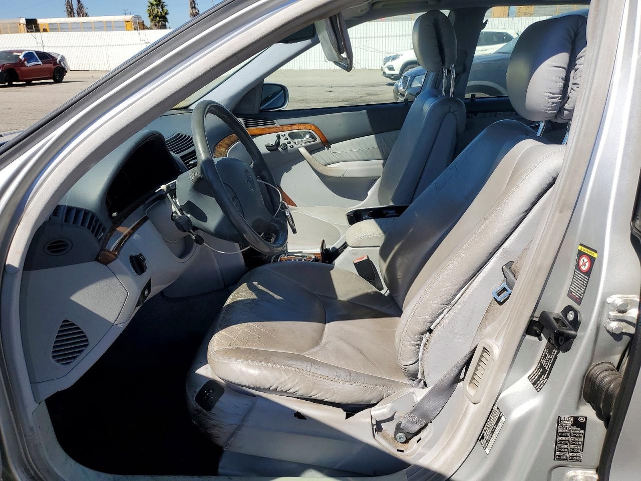 2000 Mercedes-benz S500 Silver vin: WDBNG75J3YA119144