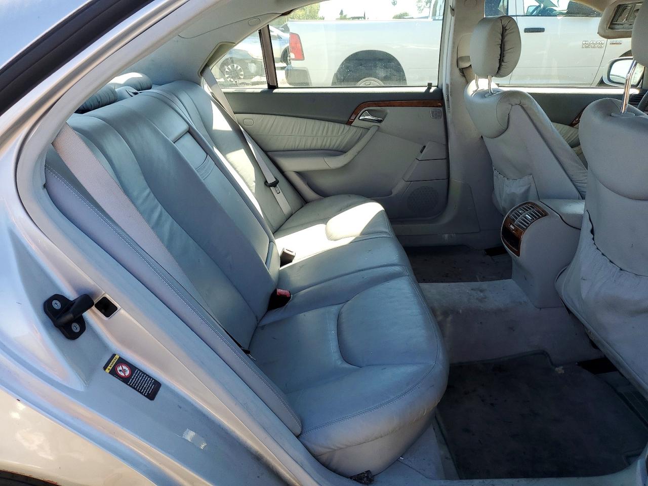 2000 Mercedes-benz S500 Silver vin: WDBNG75J3YA119144