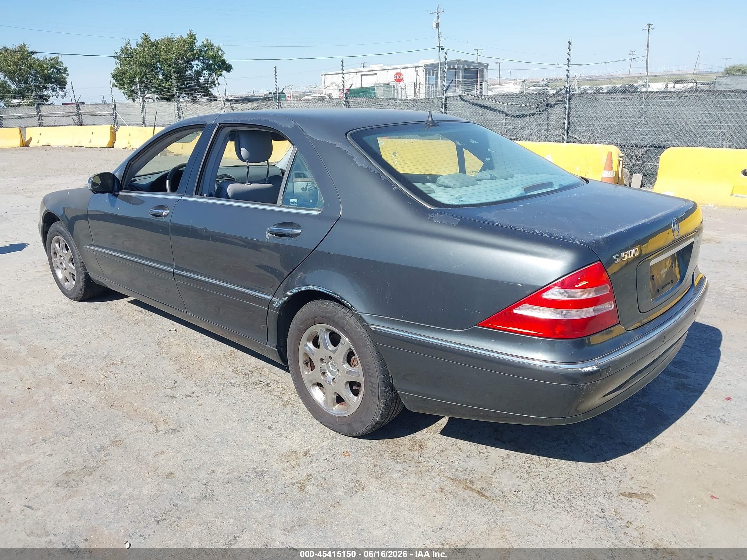 2000 Mercedes-benz S 500 Черный vin: WDBNG75J3YA121461