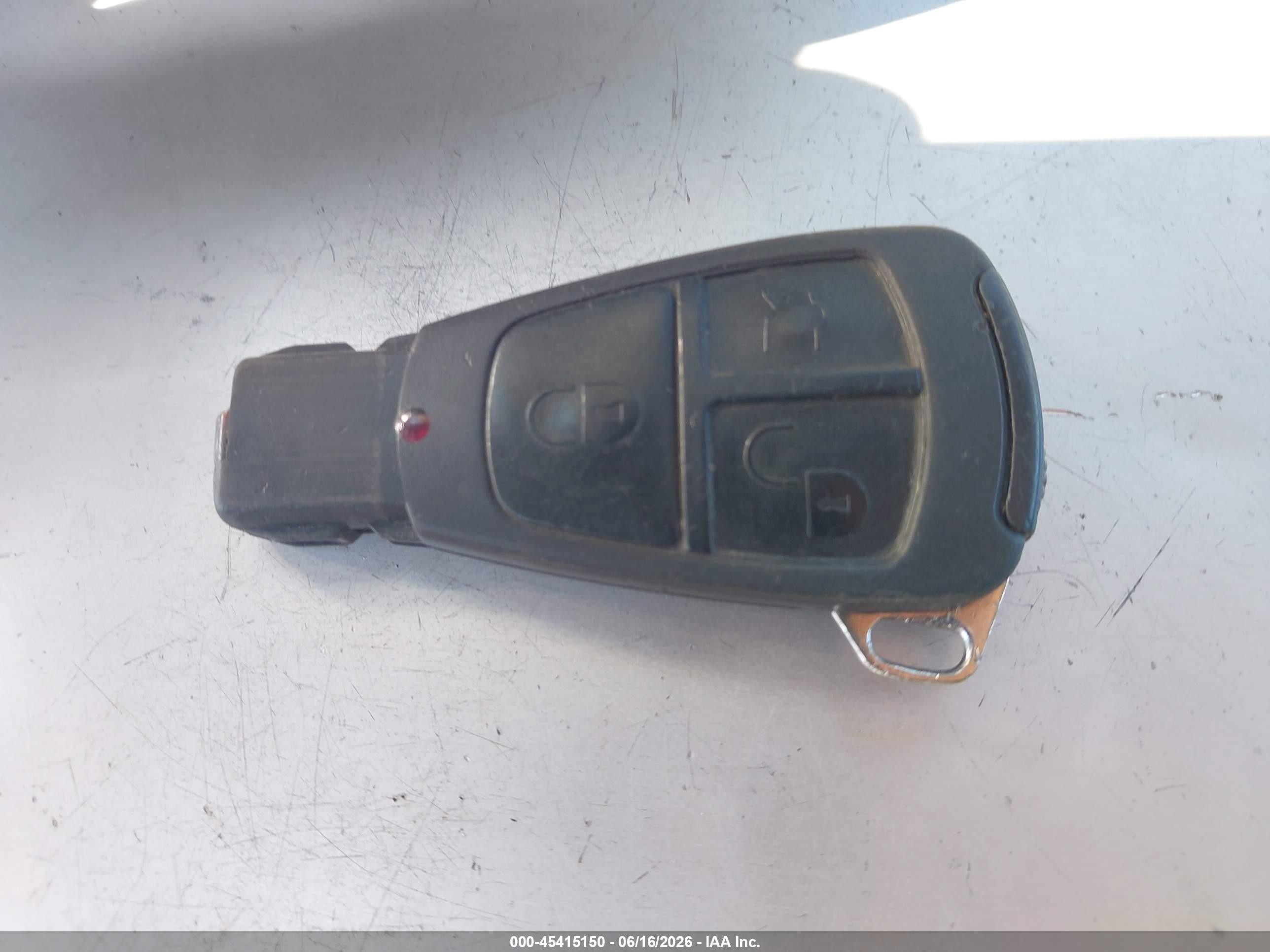 2000 Mercedes-benz S 500 Черный vin: WDBNG75J3YA121461