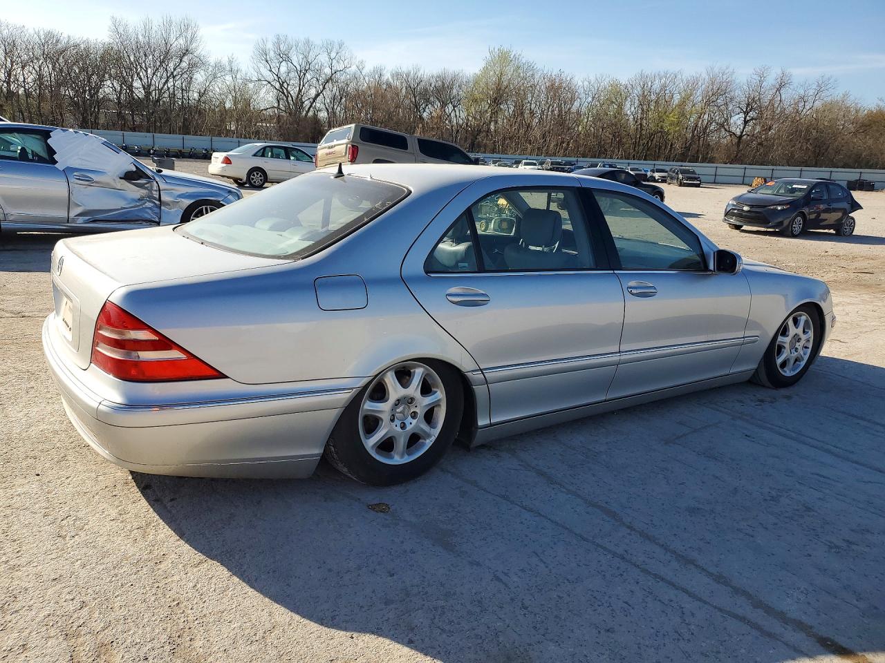 2001 Mercedes-benz S 500 Серебряный vin: WDBNG75J41A175163