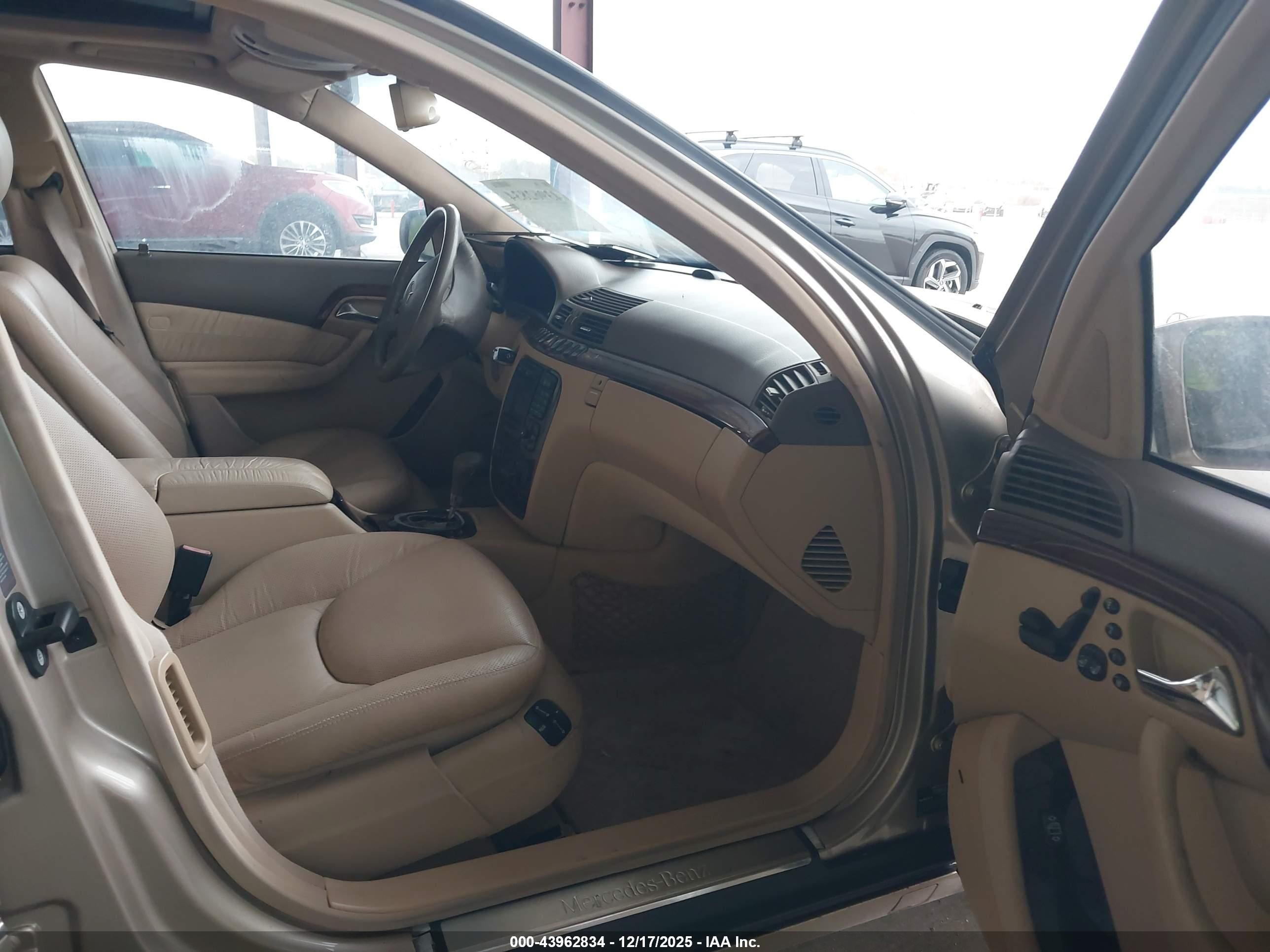 2001 Mercedes-benz S 500   Champagne vin: WDBNG75J41A178368