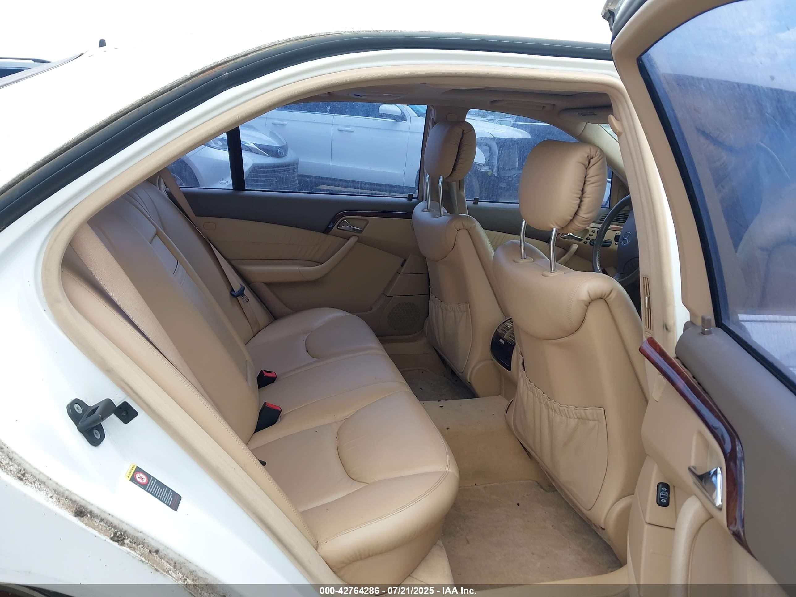 2001 Mercedes-benz S 500   White vin: WDBNG75J41A185725