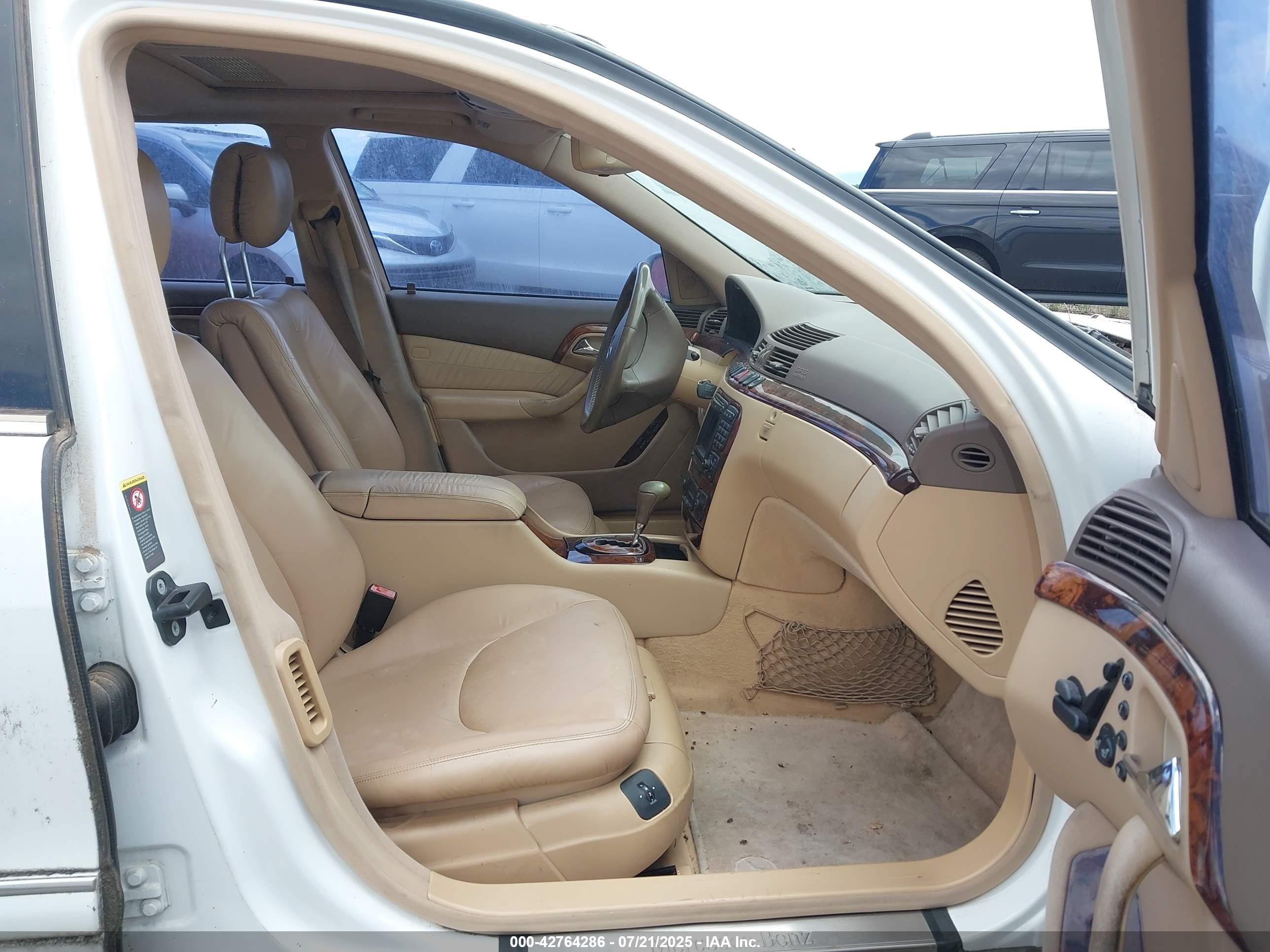 2001 Mercedes-benz S 500   White vin: WDBNG75J41A185725