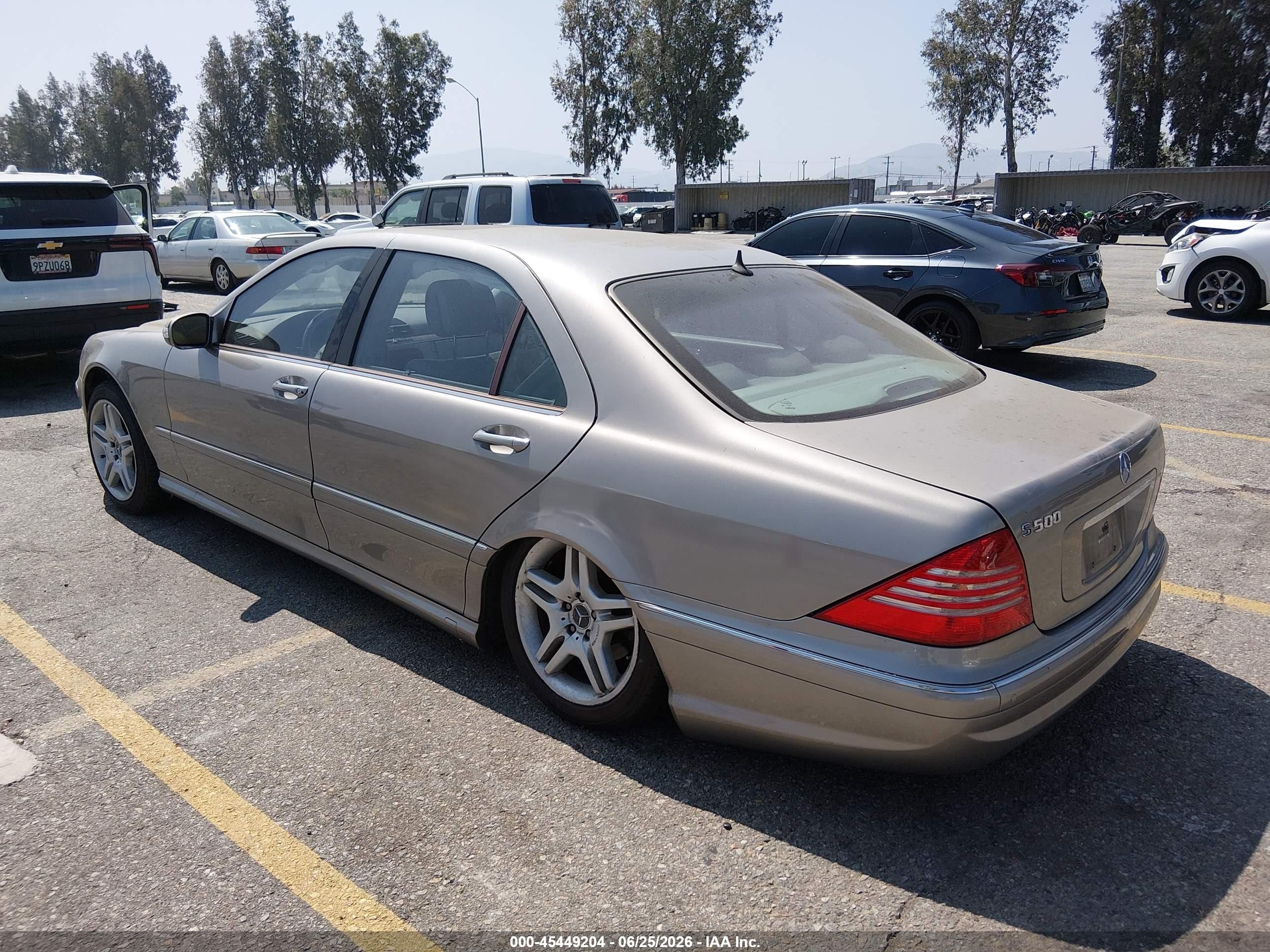 2006 Mercedes-benz S 500   Silver vin: WDBNG75J46A470688