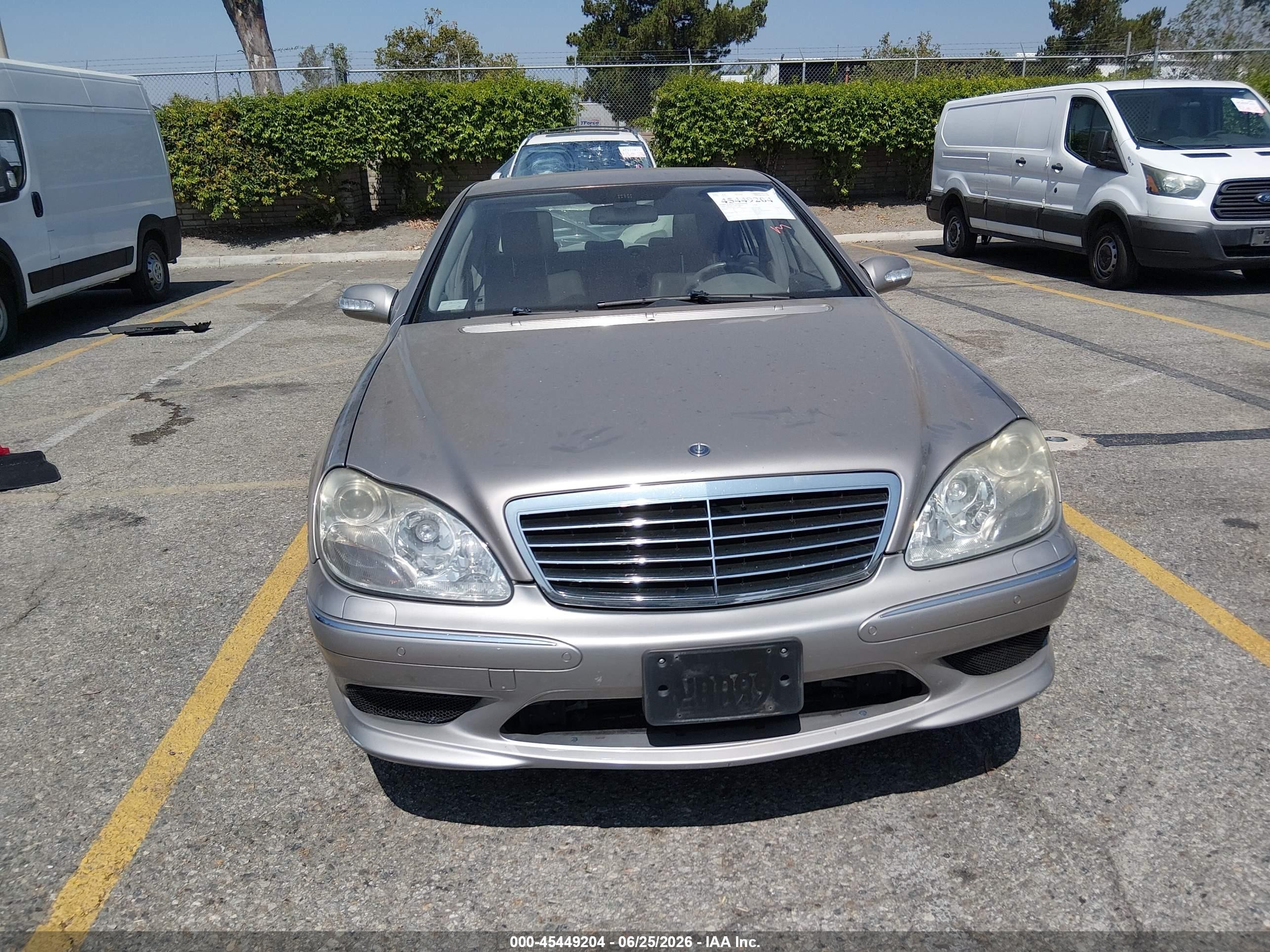 2006 Mercedes-benz S 500   Silver vin: WDBNG75J46A470688