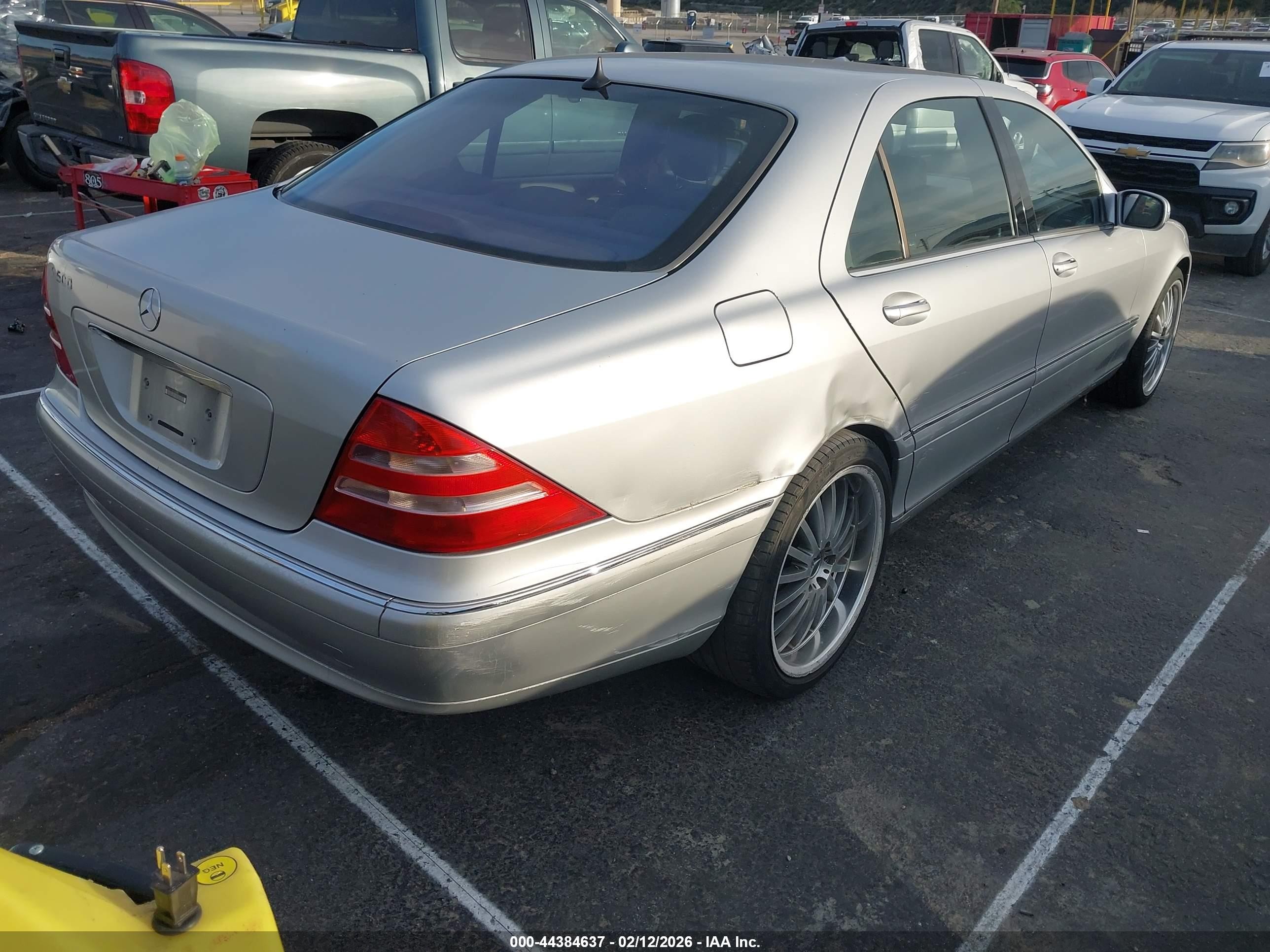 2000 Mercedes-benz S 500   Silver vin: WDBNG75J4YA080712
