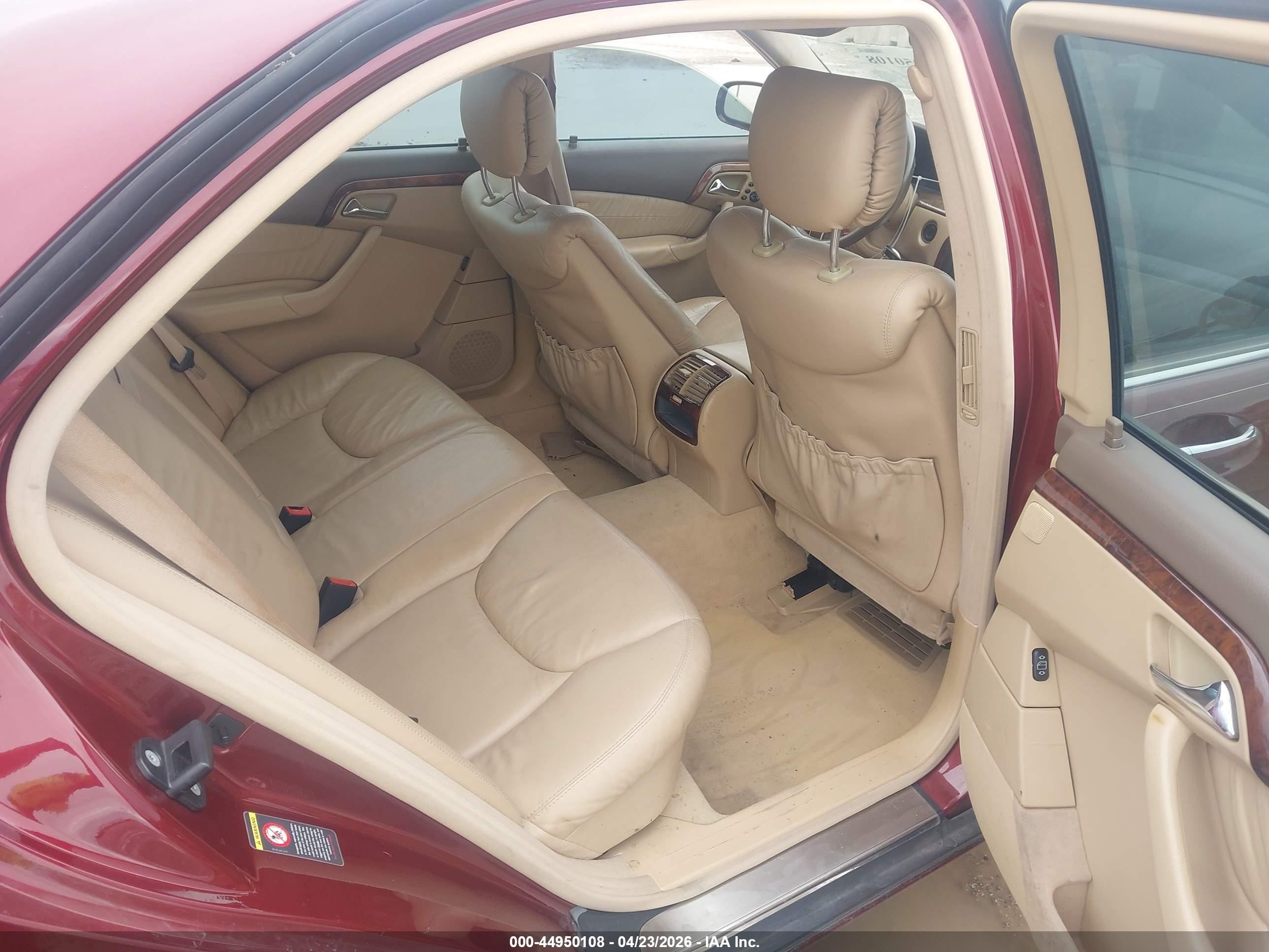 2000 Mercedes-benz S 500   Maroon vin: WDBNG75J4YA103972