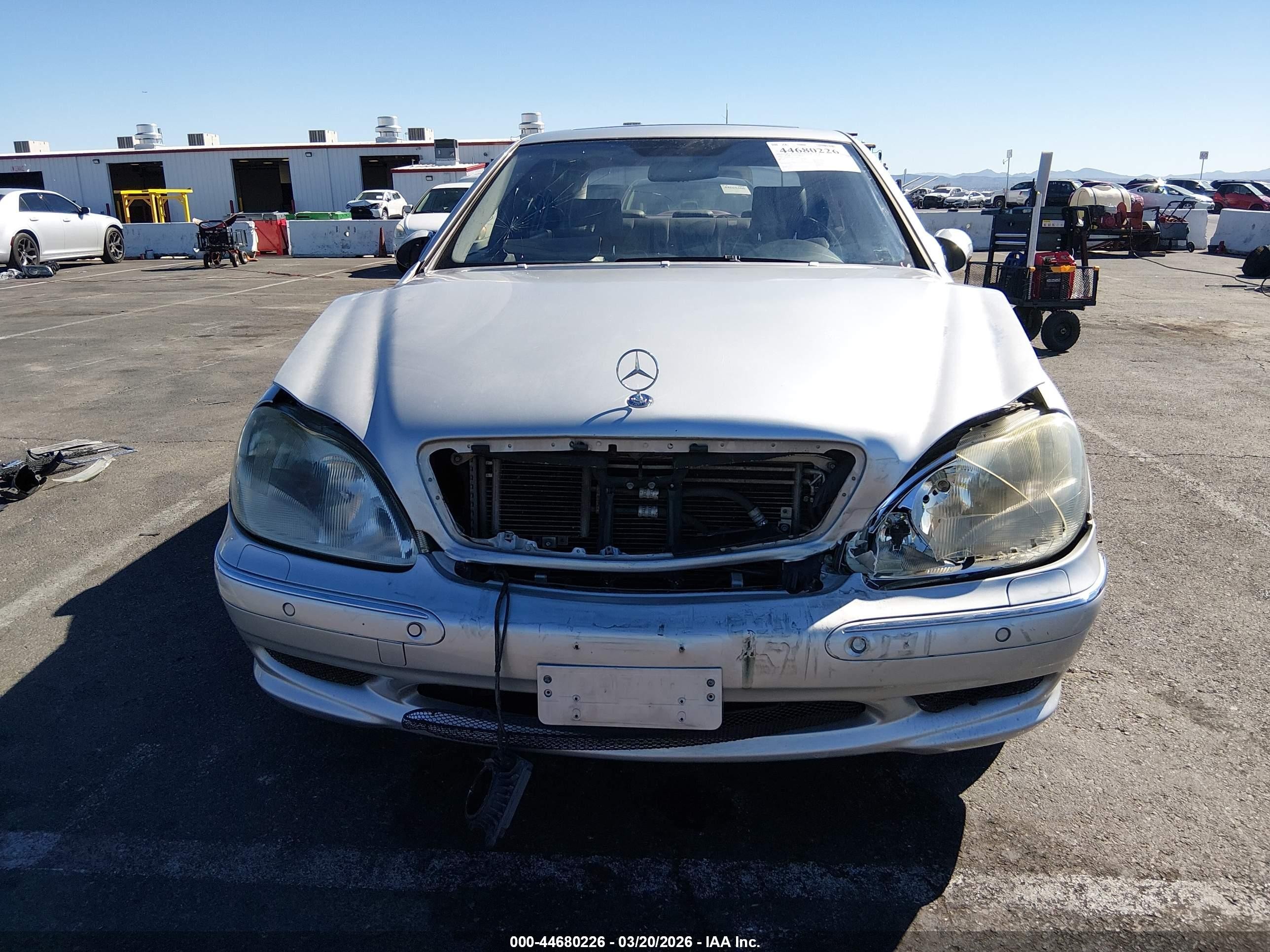 2001 Mercedes-benz S 500   Silver vin: WDBNG75J51A160977