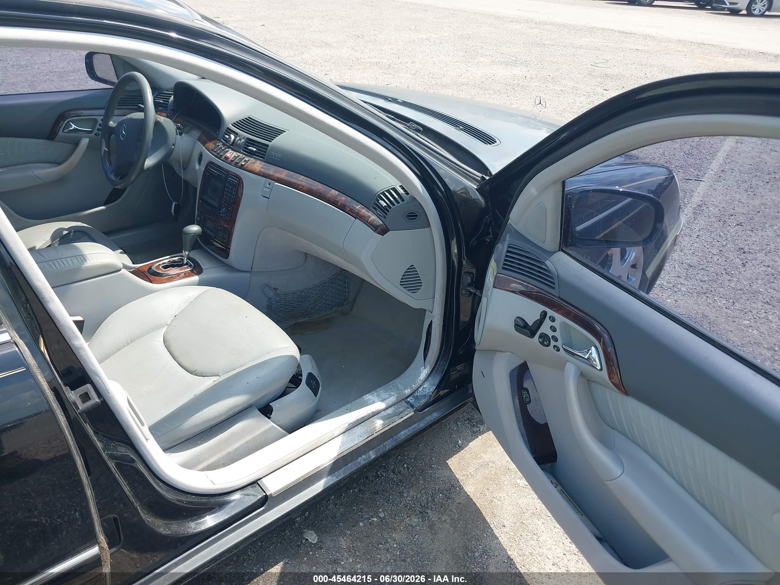 2001 Mercedes-benz S 500   Black vin: WDBNG75J51A161756