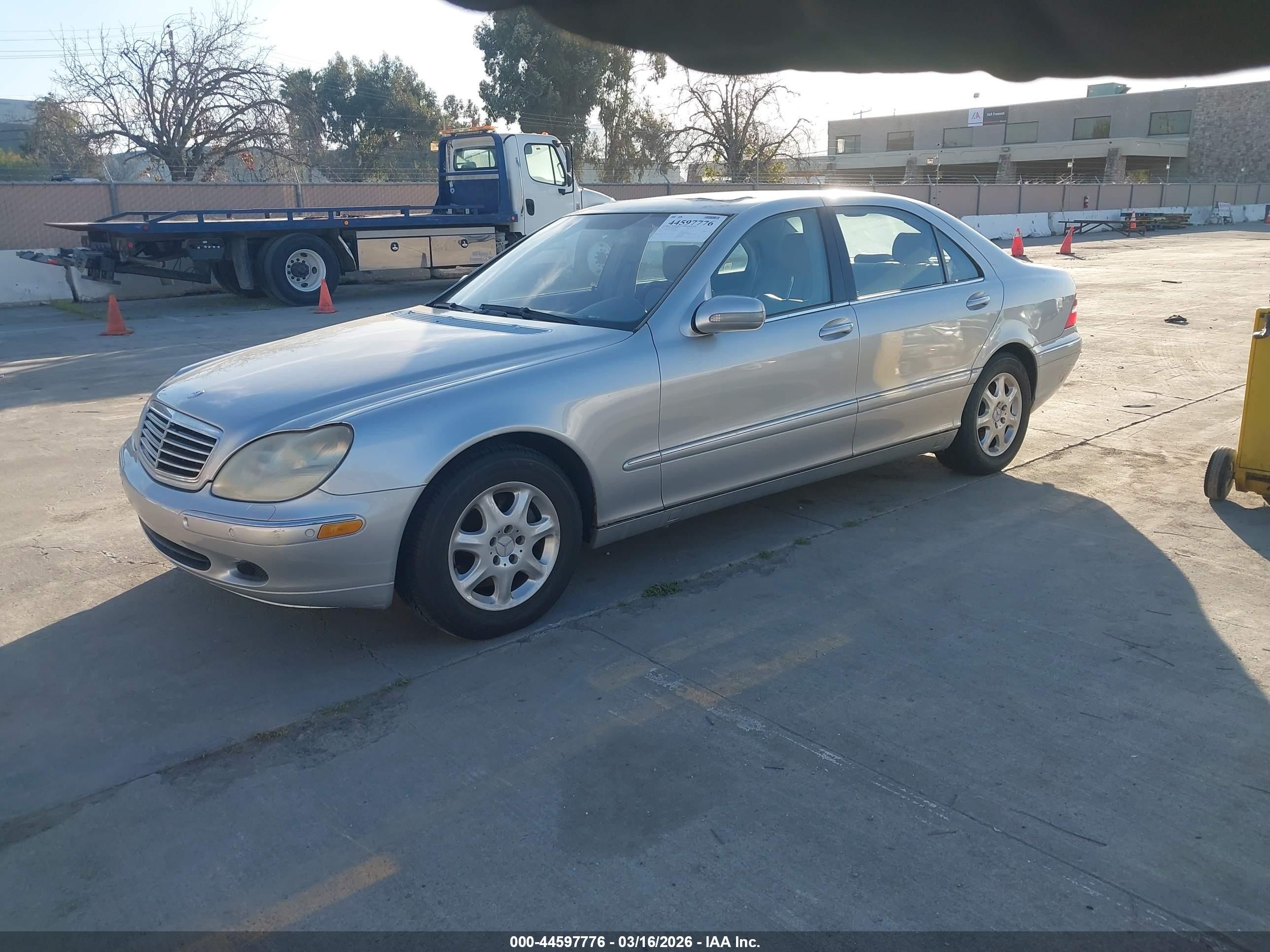 2002 Mercedes-benz S 500 Silver vin: WDBNG75J52A233265