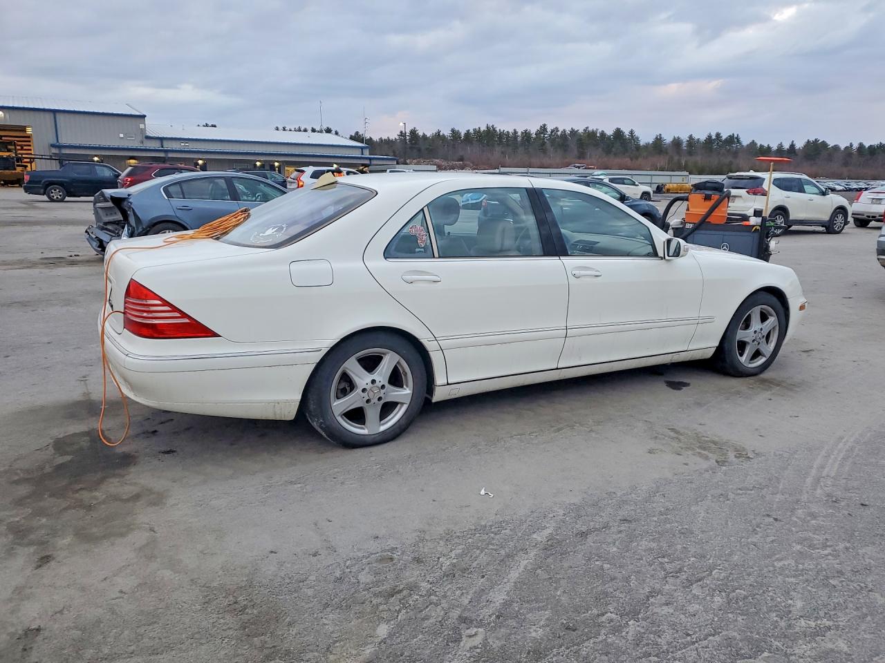2004 Mercedes-benz S 500 White vin: WDBNG75J54A394492